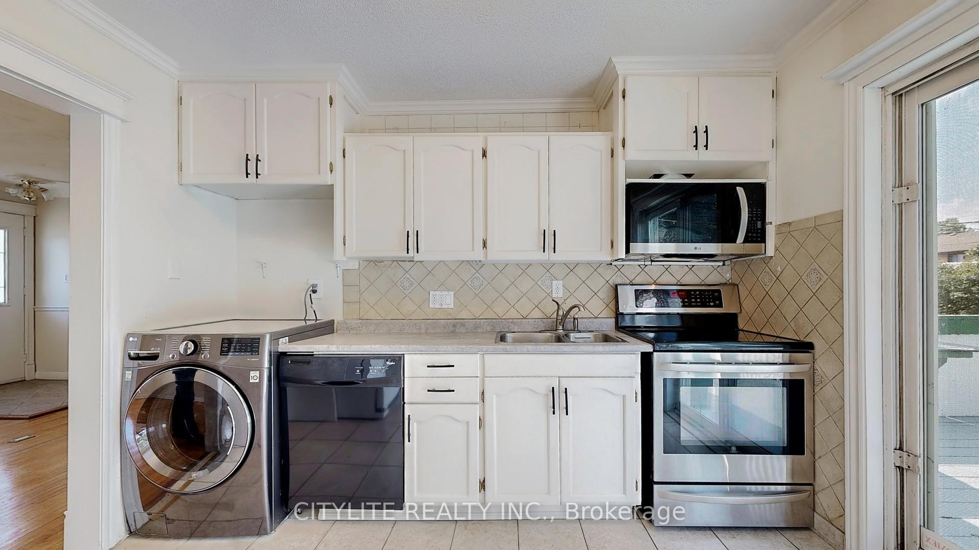 Photo 8 of 516 Monteith Avenue, Oshawa, Lakeview — HOMEH