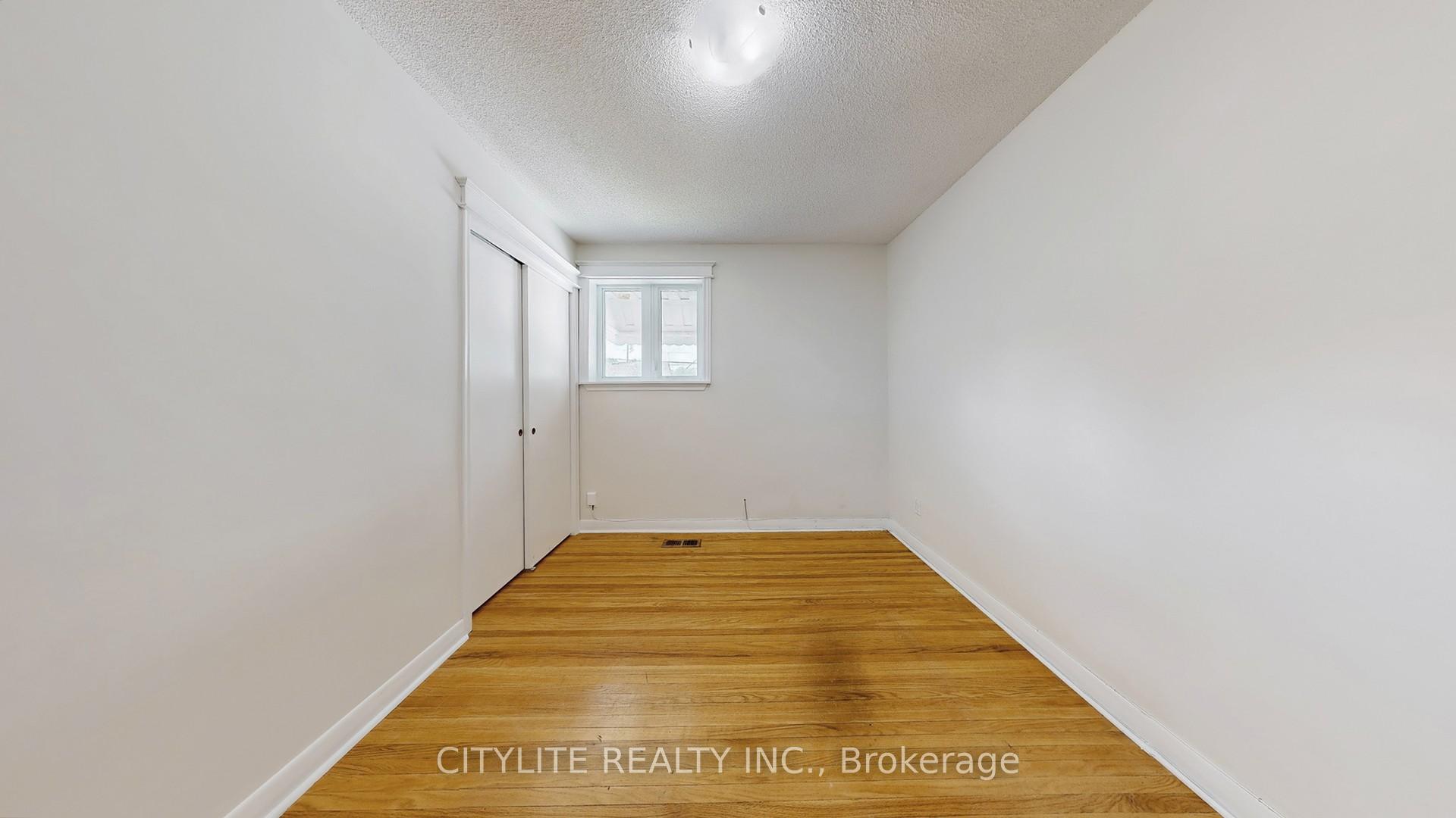 Photo 15 of 516 Monteith Avenue, Oshawa, Lakeview — HOMEH