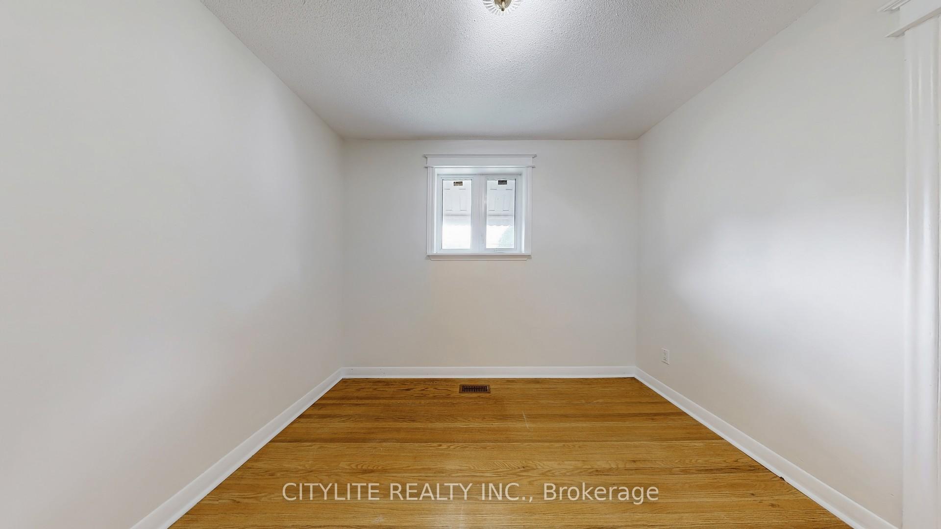 Photo 19 of 516 Monteith Avenue, Oshawa, Lakeview — HOMEH