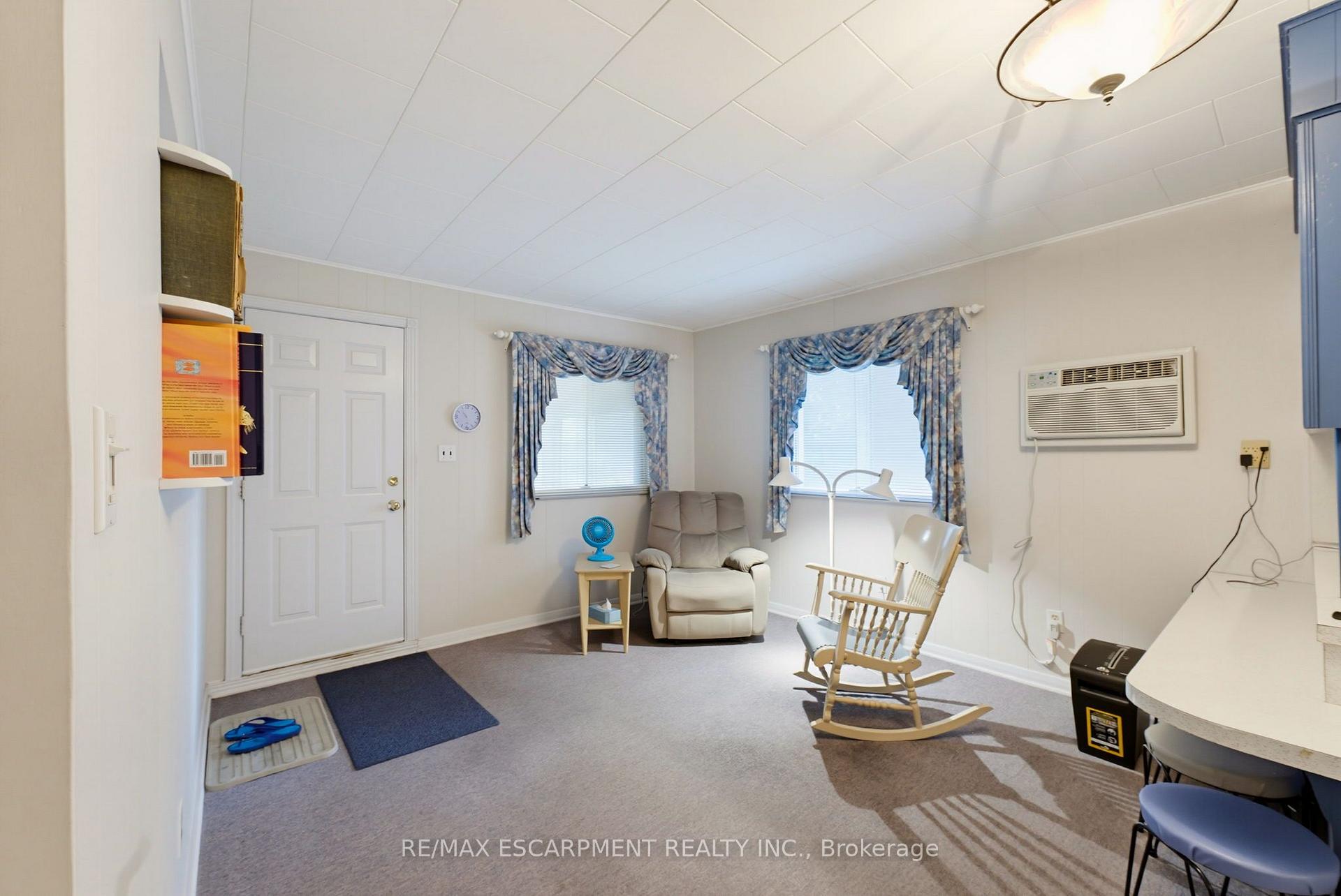 Photo 19 of 22 Mildred Avenue, St. Catharines, Port Weller — HOMEH