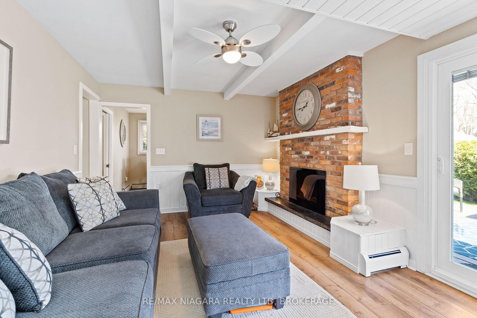 Photo 15 of 17 Walnut Street, Port Colborne, Sugarloaf — HOMEH