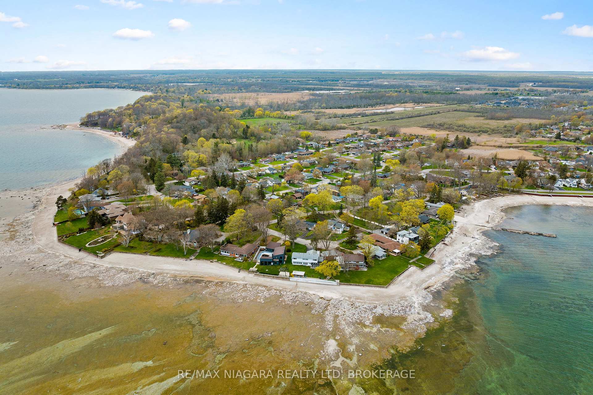 Photo 43 of 17 Walnut Street, Port Colborne, Sugarloaf — HOMEH