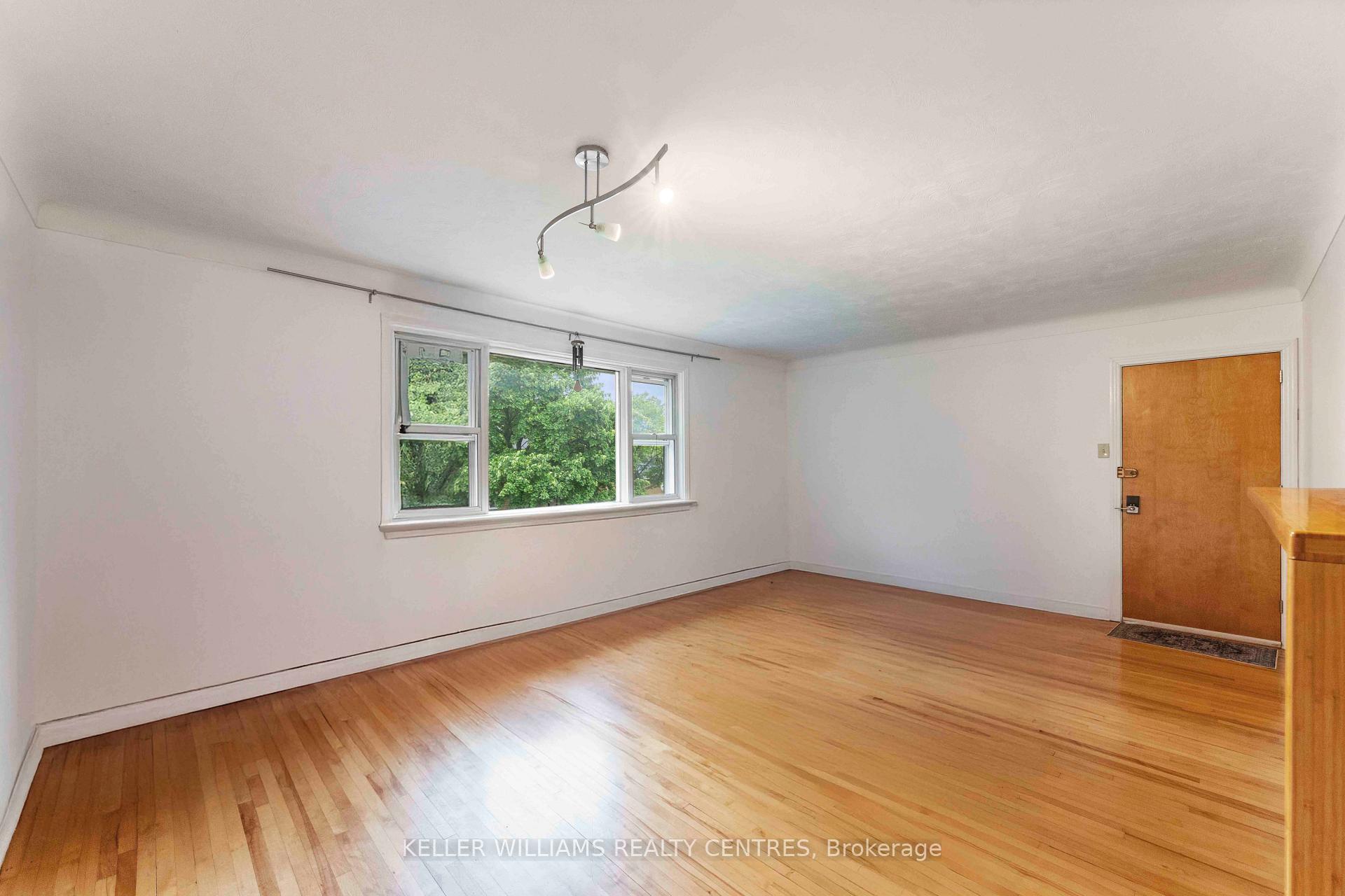 Photo 11 of Unit 1, 964 Bakervale Drive, Ottawa, Carlington — HOMEH