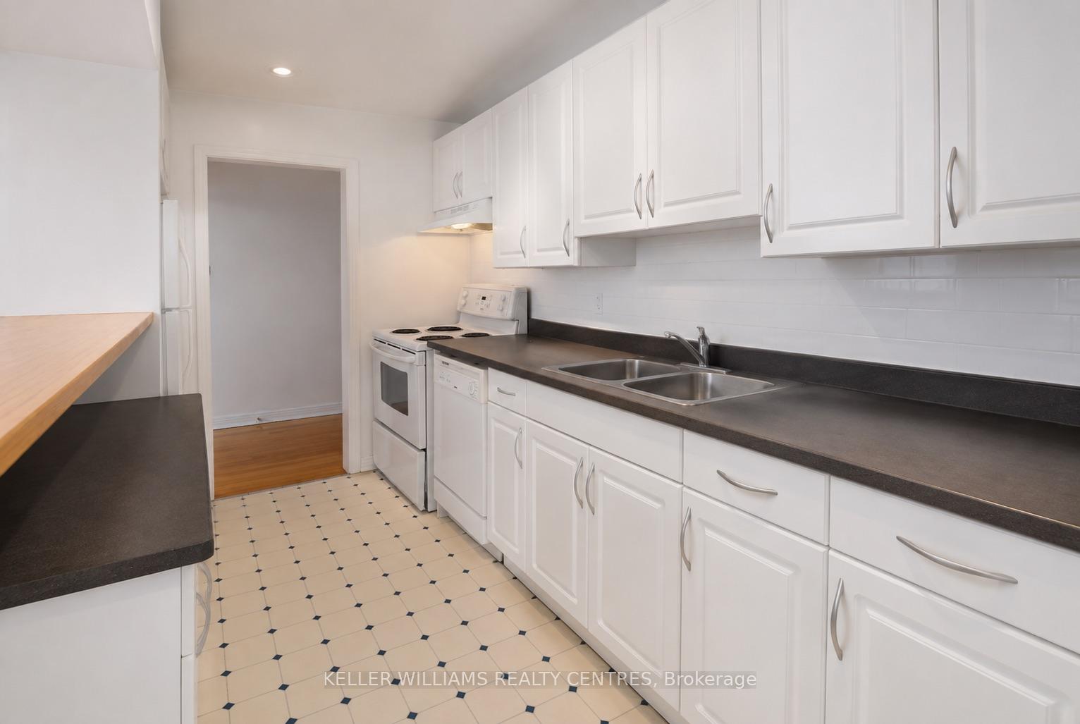 Photo 23 of Unit 1, 964 Bakervale Drive, Ottawa, Carlington — HOMEH