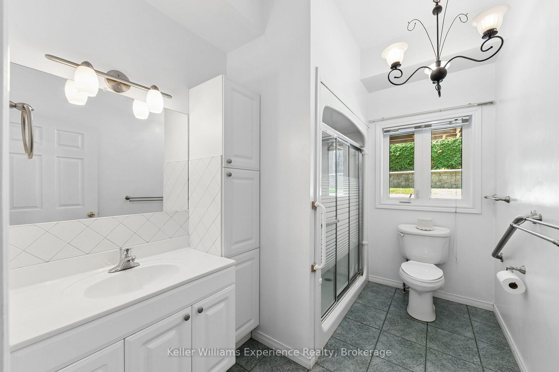 Photo 15 of 36 Willow Street, Tay, Waubaushene — HOMEH