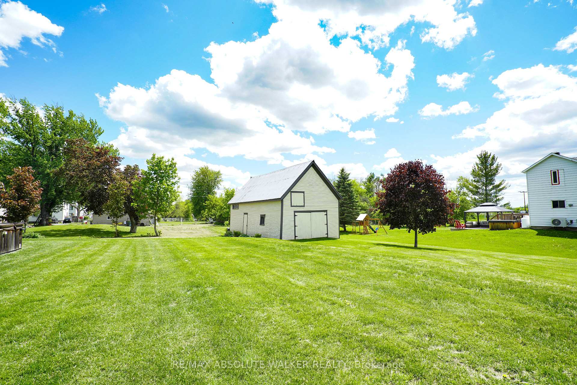 Photo 42 of 3302 Main Street, North Stormont, North Stormont (Roxborough) Twp — HOMEH