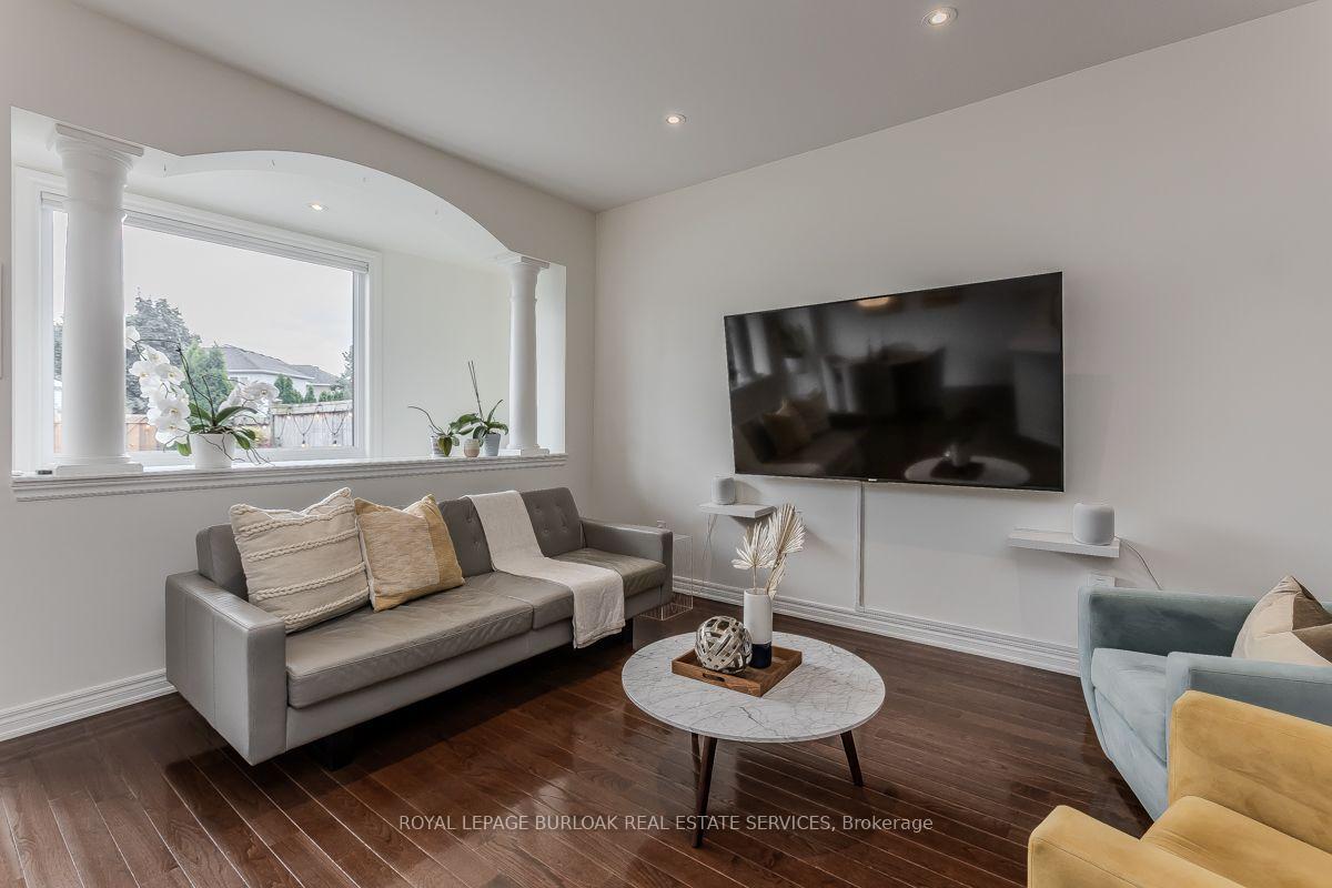 Photo 15 of 5316 Applegarth Drive, Burlington, Orchard — HOMEH