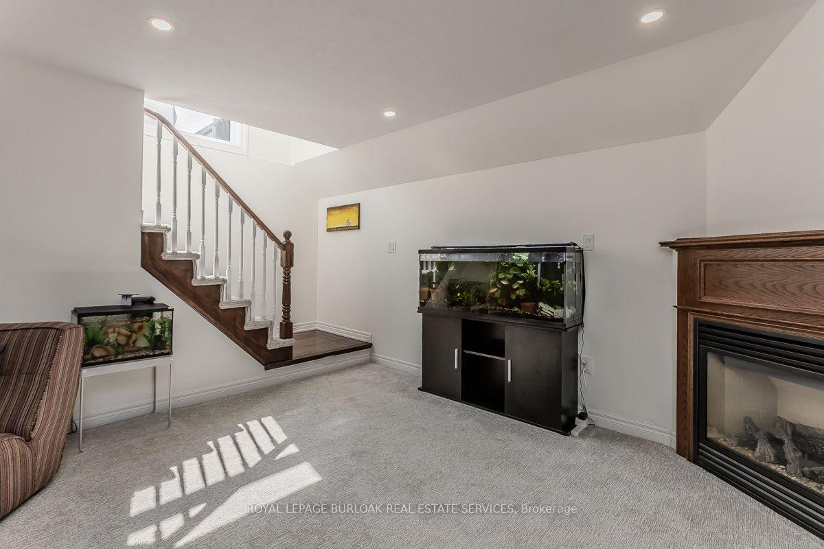 Photo 39 of 5316 Applegarth Drive, Burlington, Orchard — HOMEH
