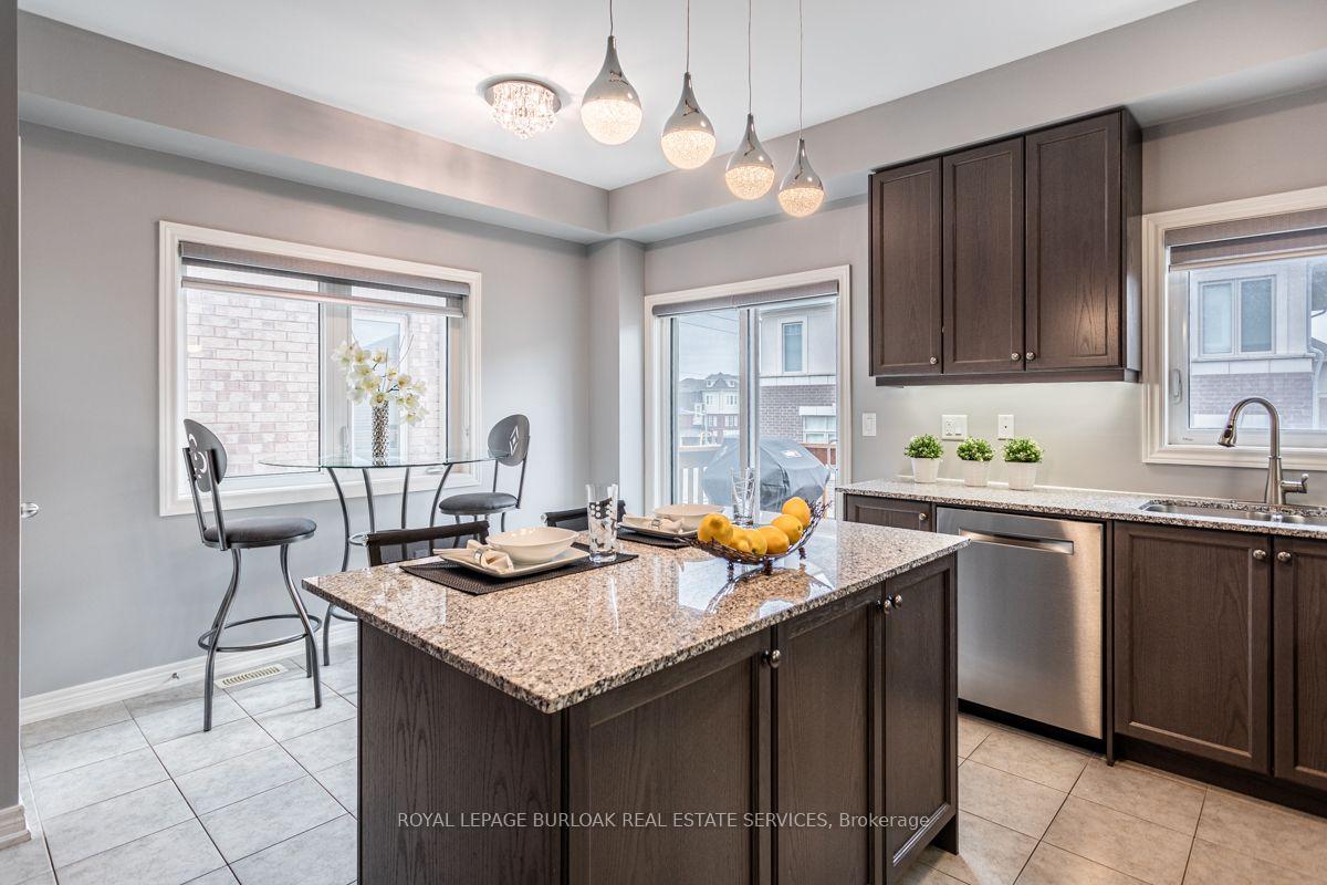 Photo 9 of 3956 Tufgar Crescent, Burlington, Alton — HOMEH