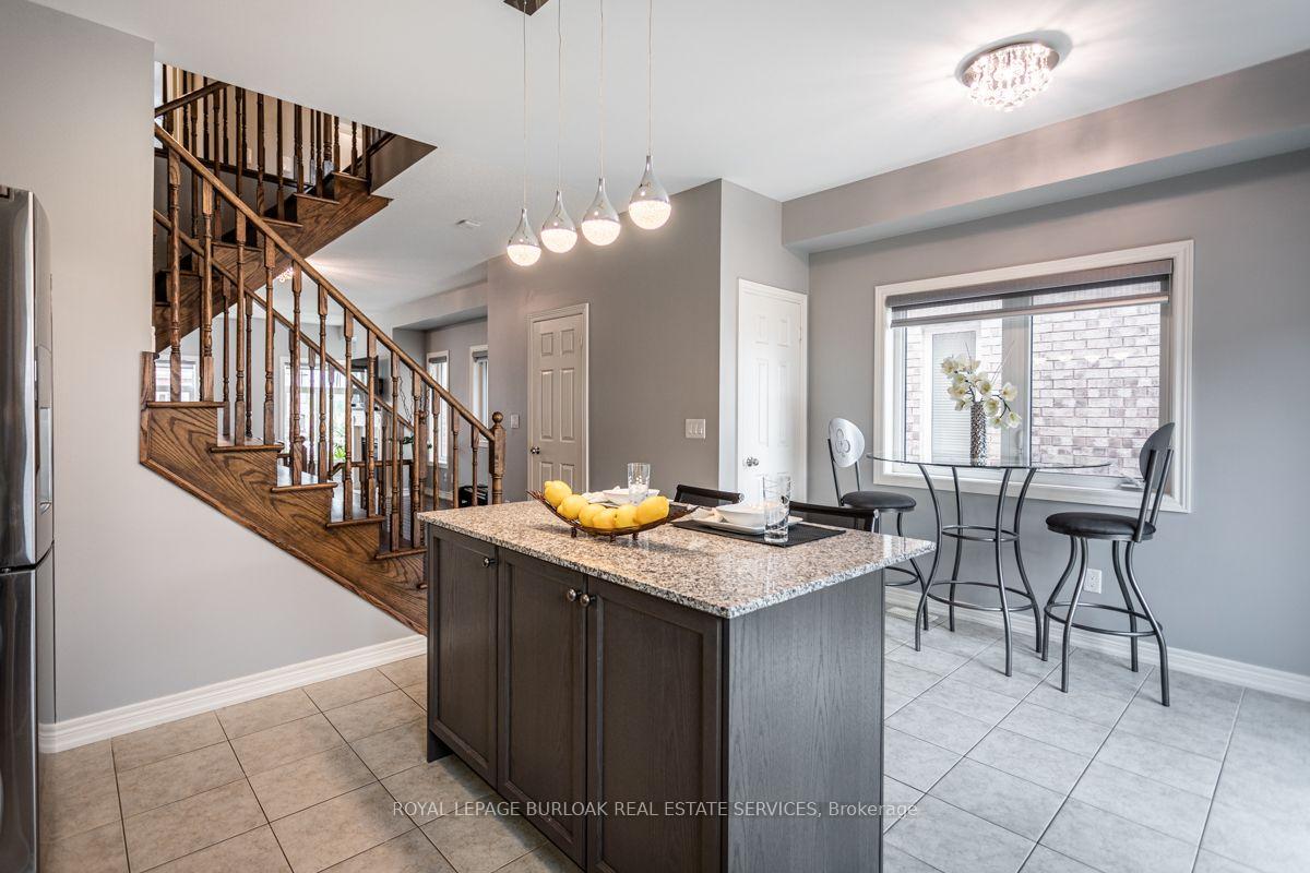 Photo 10 of 3956 Tufgar Crescent, Burlington, Alton — HOMEH