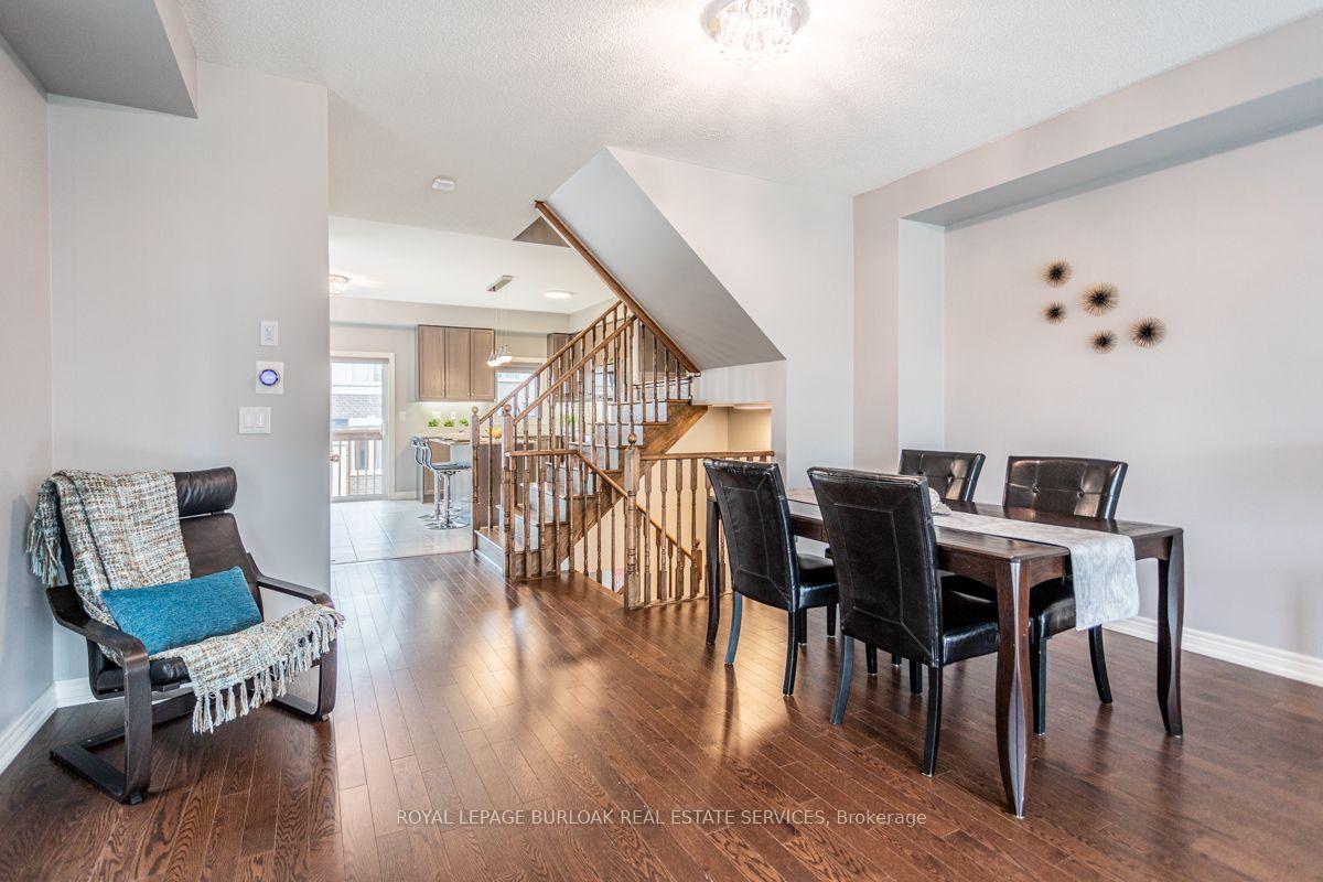 Photo 17 of 3956 Tufgar Crescent, Burlington, Alton — HOMEH