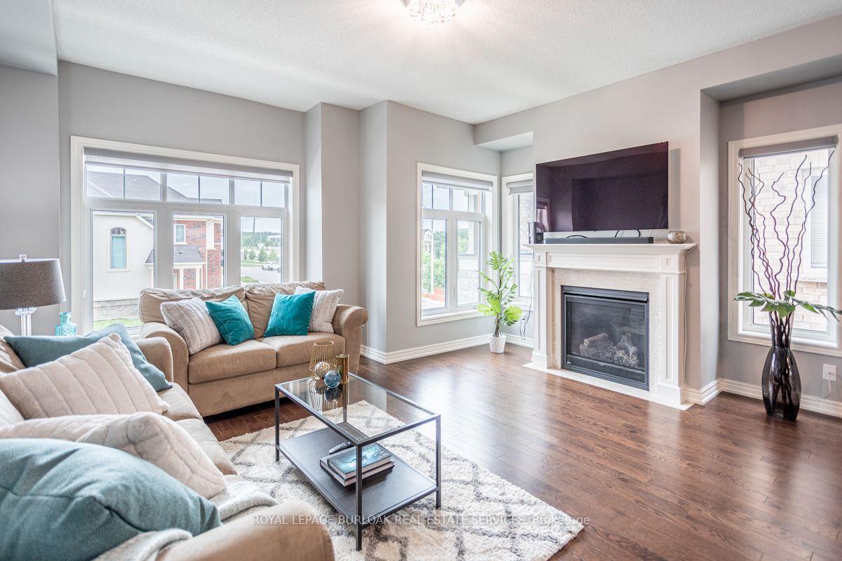 Photo 19 of 3956 Tufgar Crescent, Burlington, Alton — HOMEH