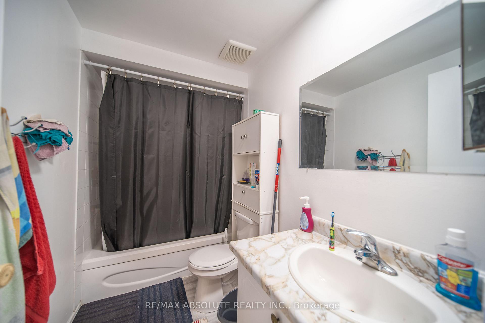 Photo 16 of 16 A Knollsbrook Drive, Ottawa, Barrhaven - Knollsbrook — HOMEH