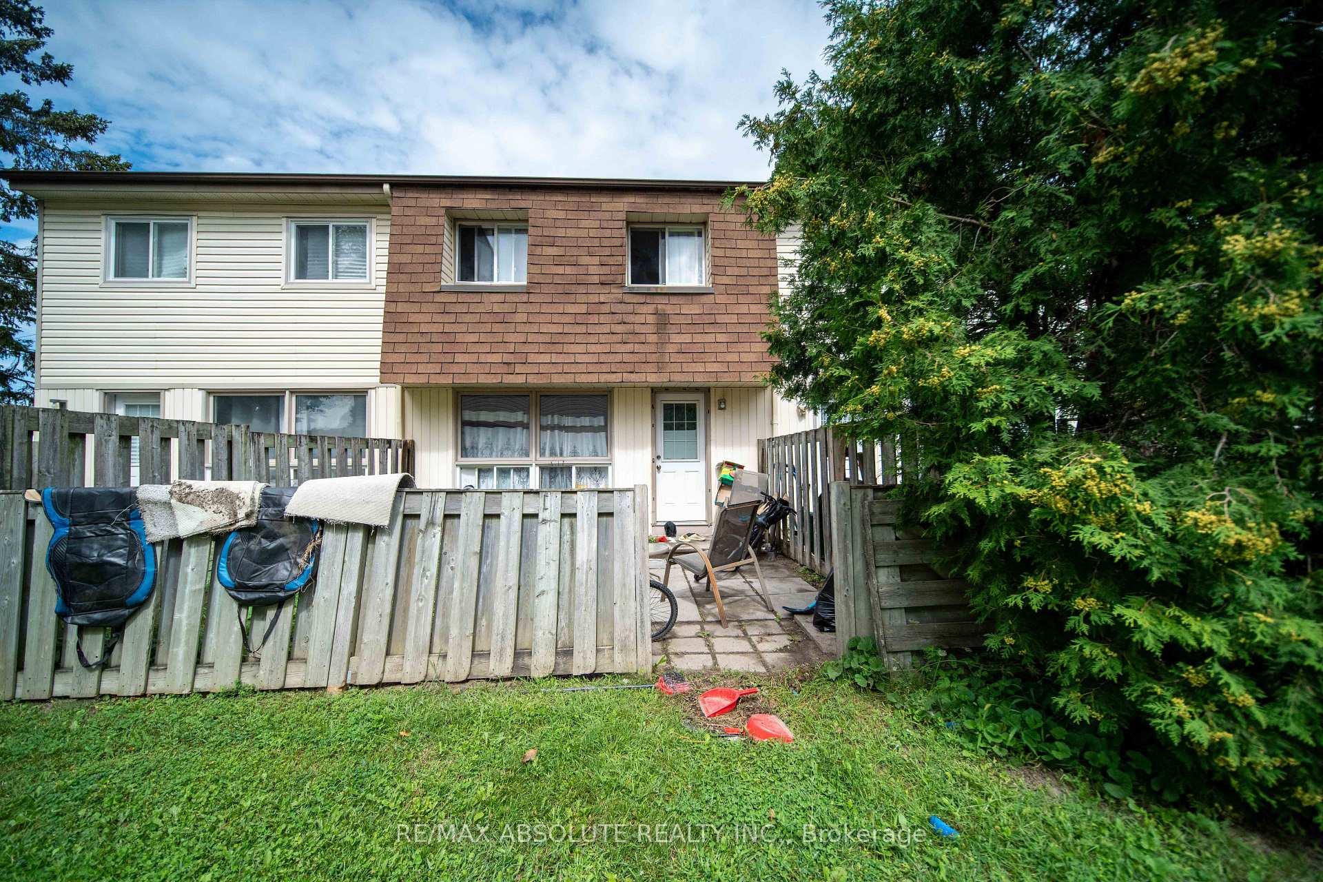 Photo 19 of 30 E Sonnet Crescent, Ottawa, Westcliffe Estates — HOMEH