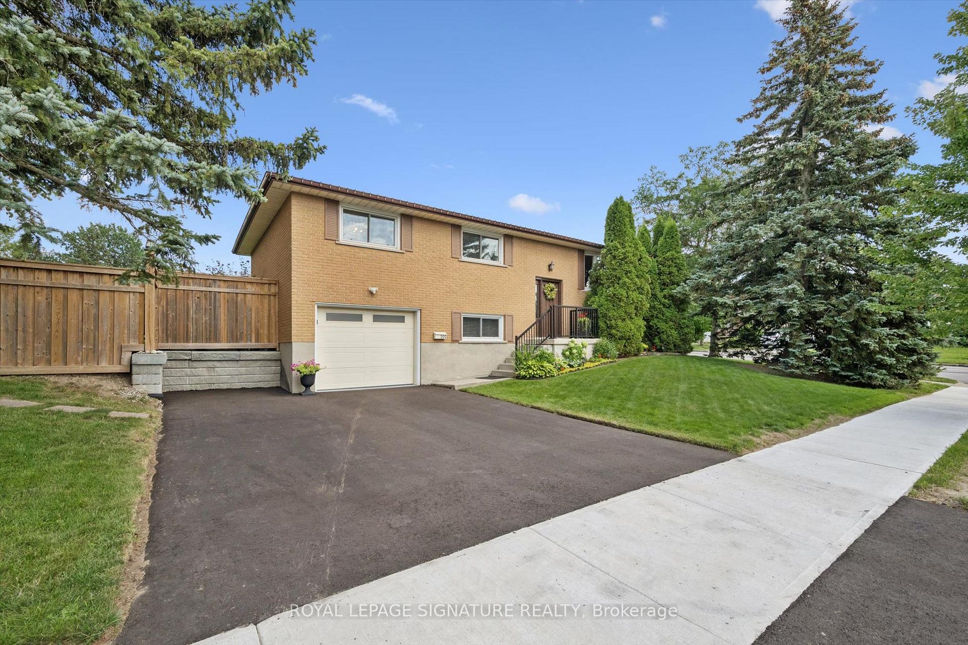 Photo 2 of 590 Fern Road, Waterloo, North Lakeshore — HOMEH