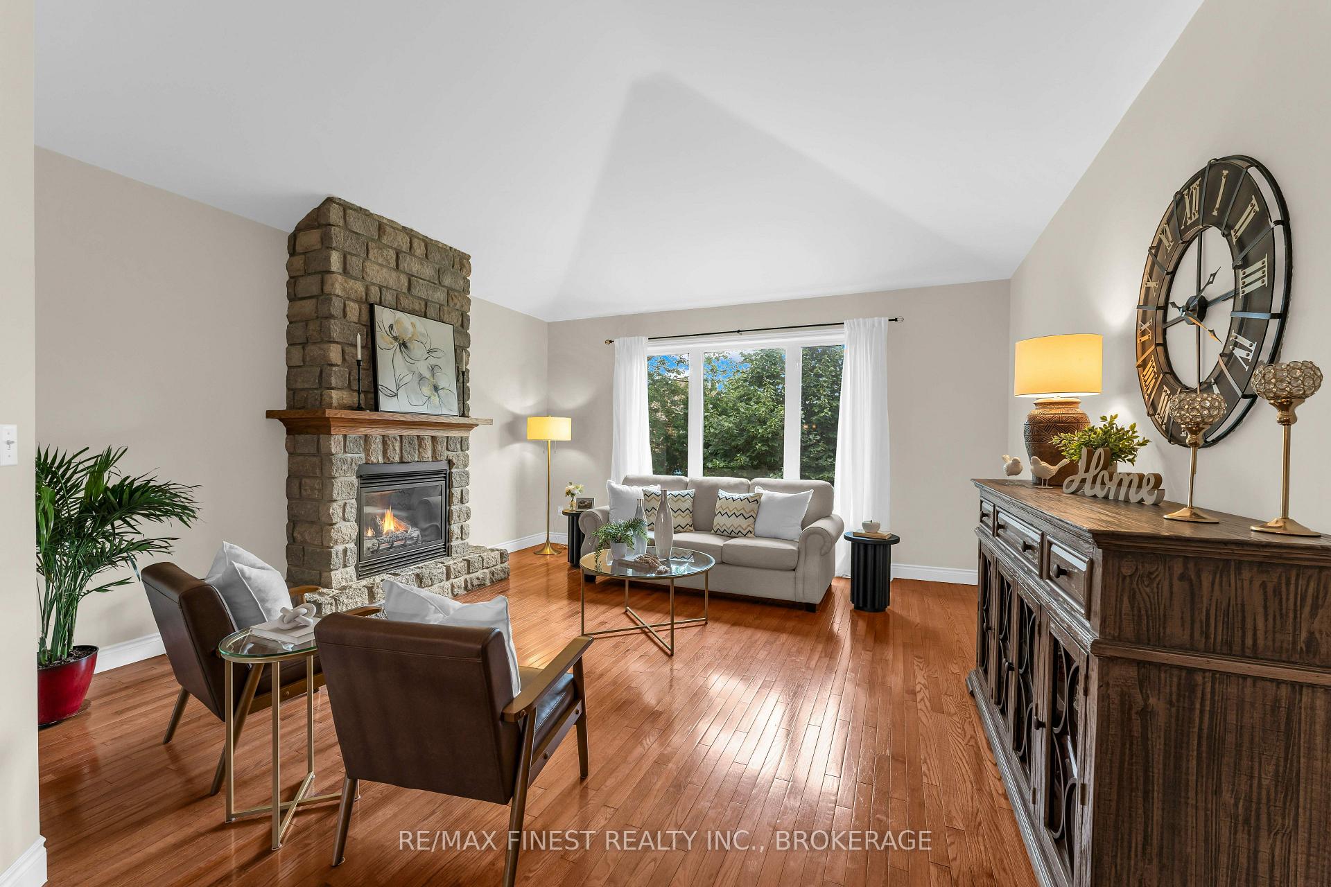 Photo 15 of 1309 Andersen Drive, Kingston, City Northwest — HOMEH