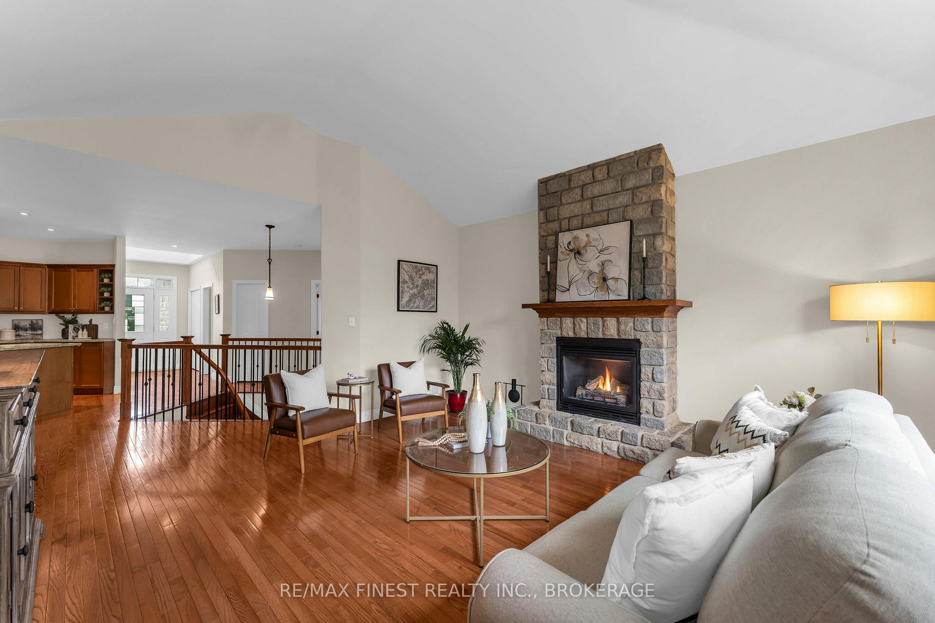 Photo 16 of 1309 Andersen Drive, Kingston, City Northwest — HOMEH