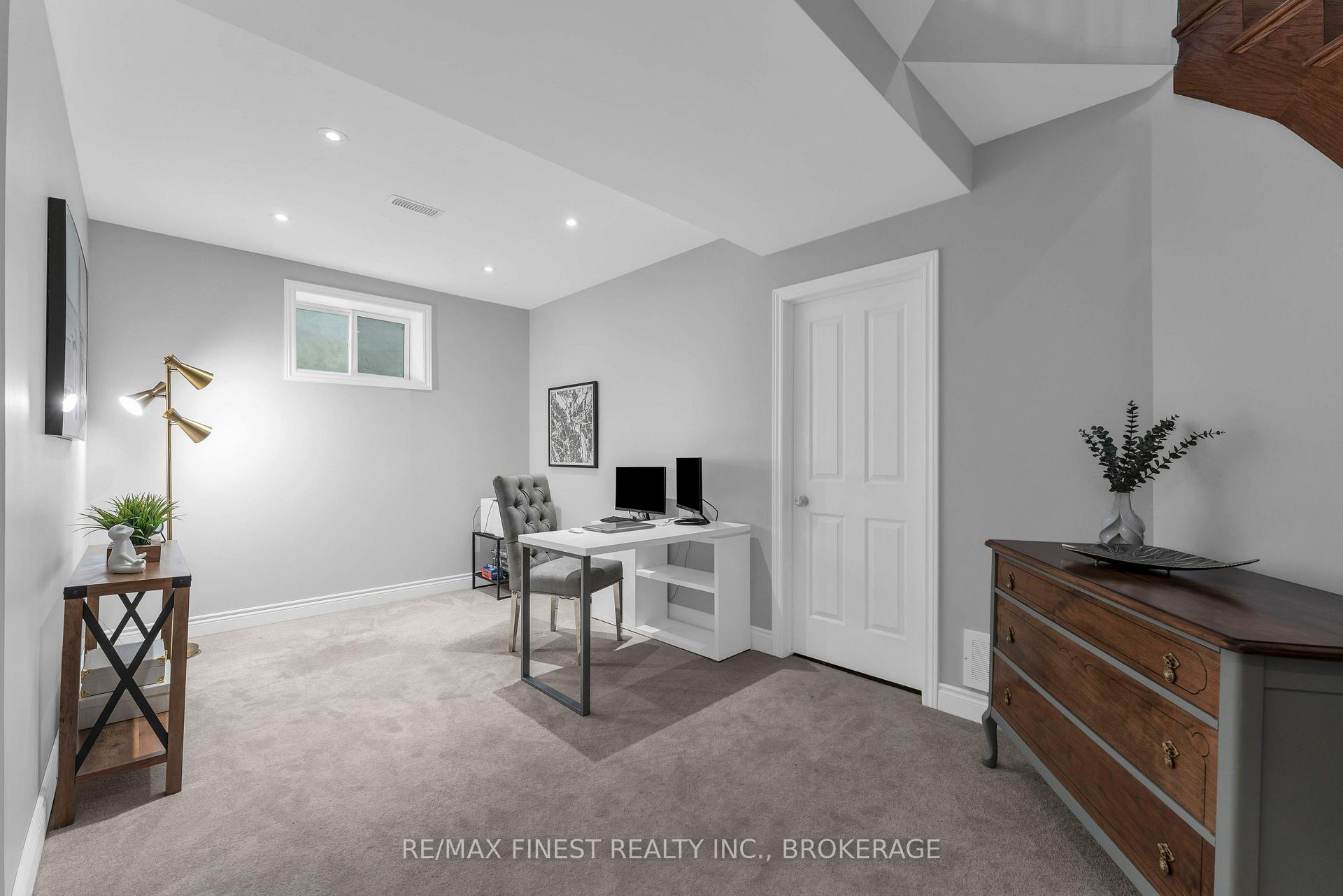 Photo 30 of 1309 Andersen Drive, Kingston, City Northwest — HOMEH
