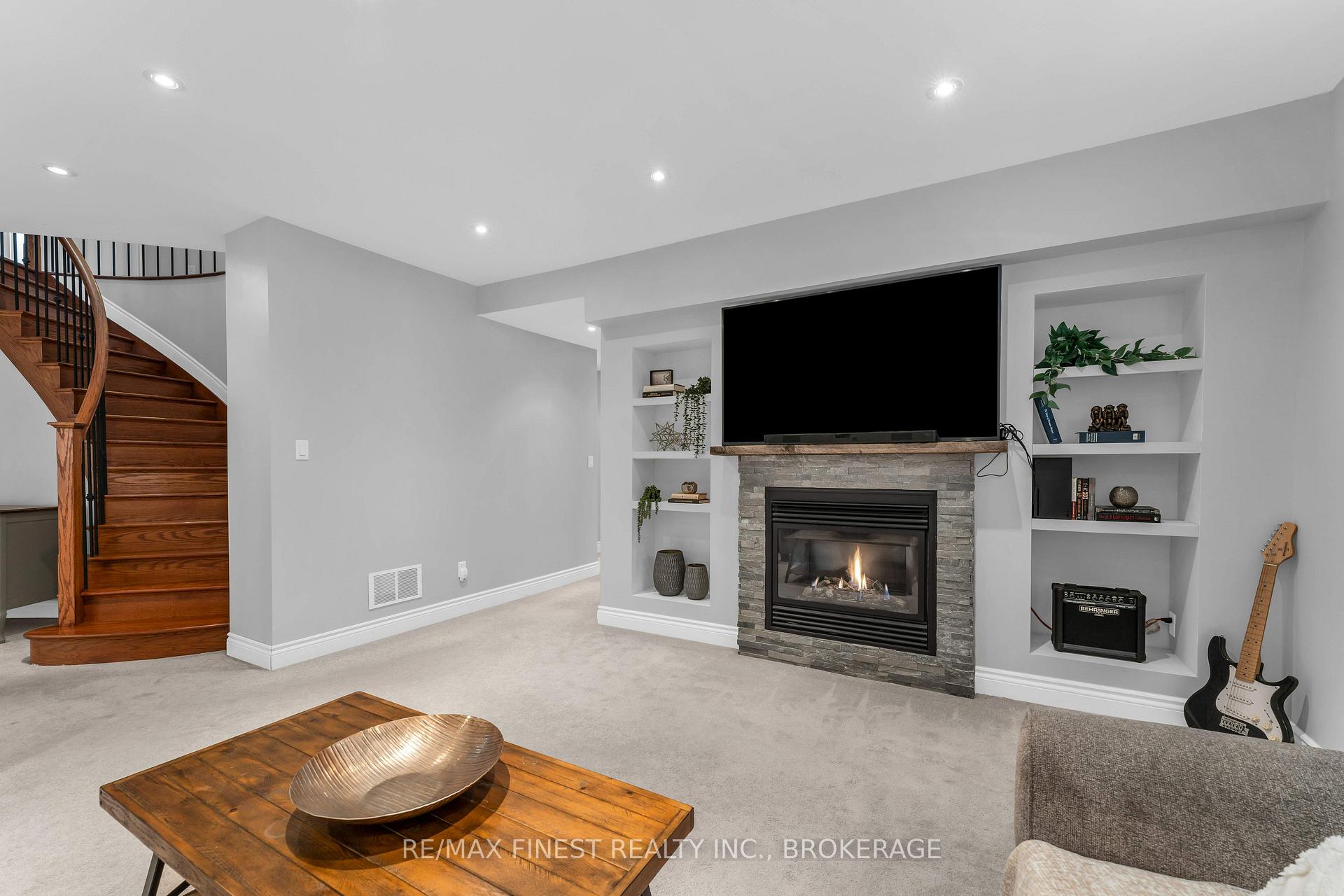 Photo 33 of 1309 Andersen Drive, Kingston, City Northwest — HOMEH