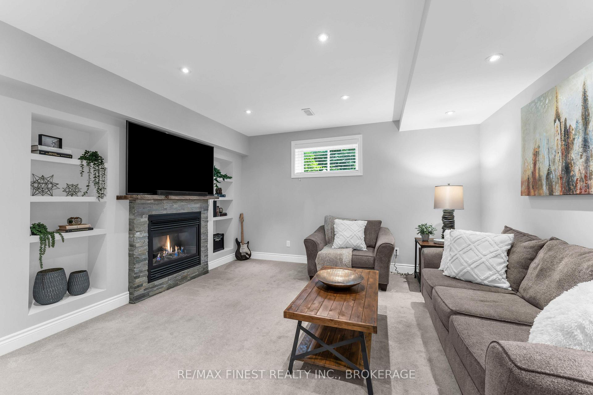 Photo 34 of 1309 Andersen Drive, Kingston, City Northwest — HOMEH