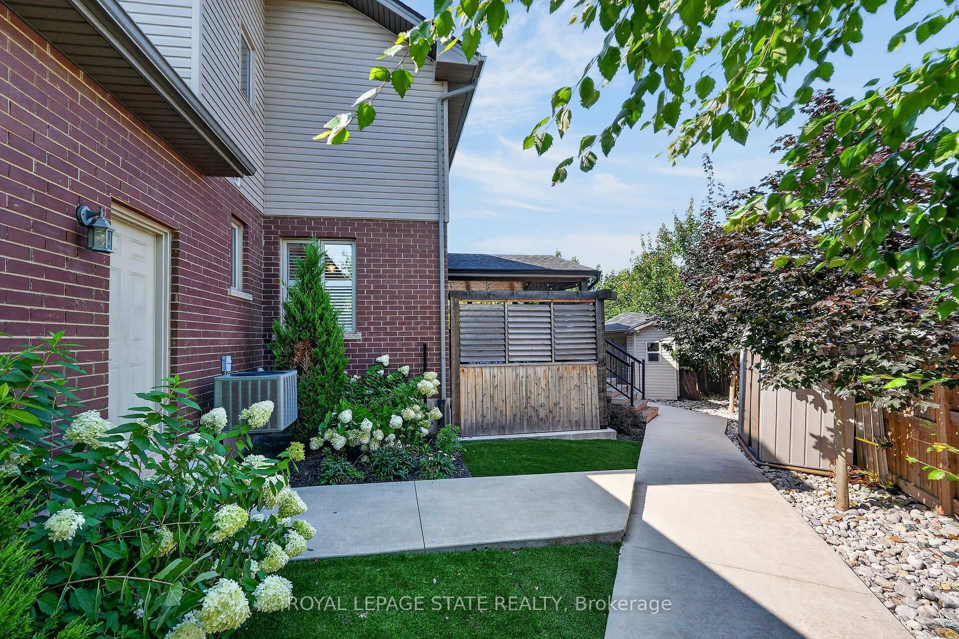Photo 38 of 4079 Stadelbauer Drive, Lincoln, Beamsville — HOMEH