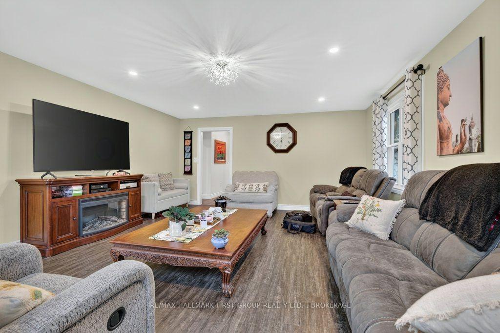 Photo 8 of 20 Drennan Street, Kingston, Rideau — HOMEH