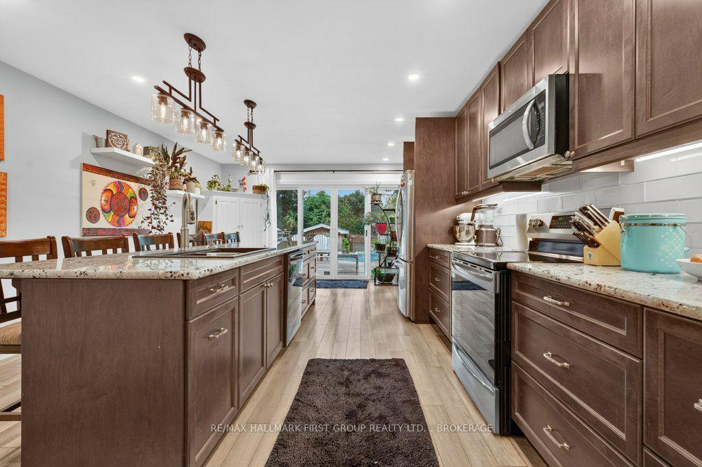 Photo 10 of 20 Drennan Street, Kingston, Rideau — HOMEH