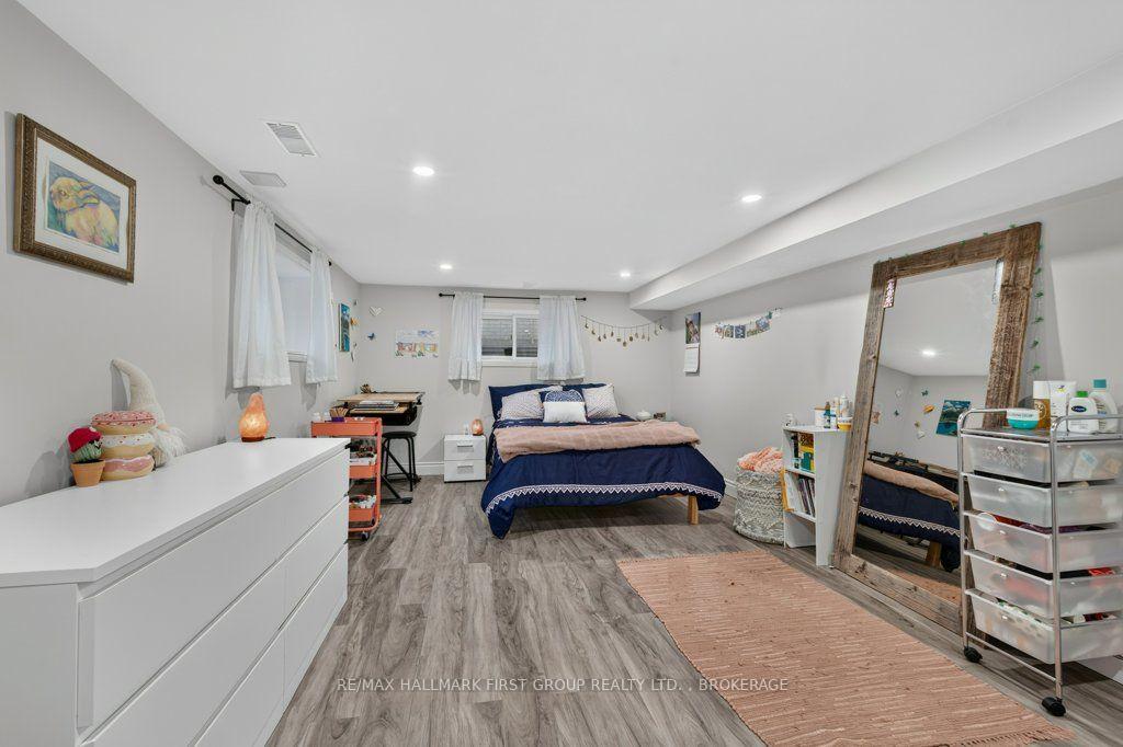 Photo 23 of 20 Drennan Street, Kingston, Rideau — HOMEH