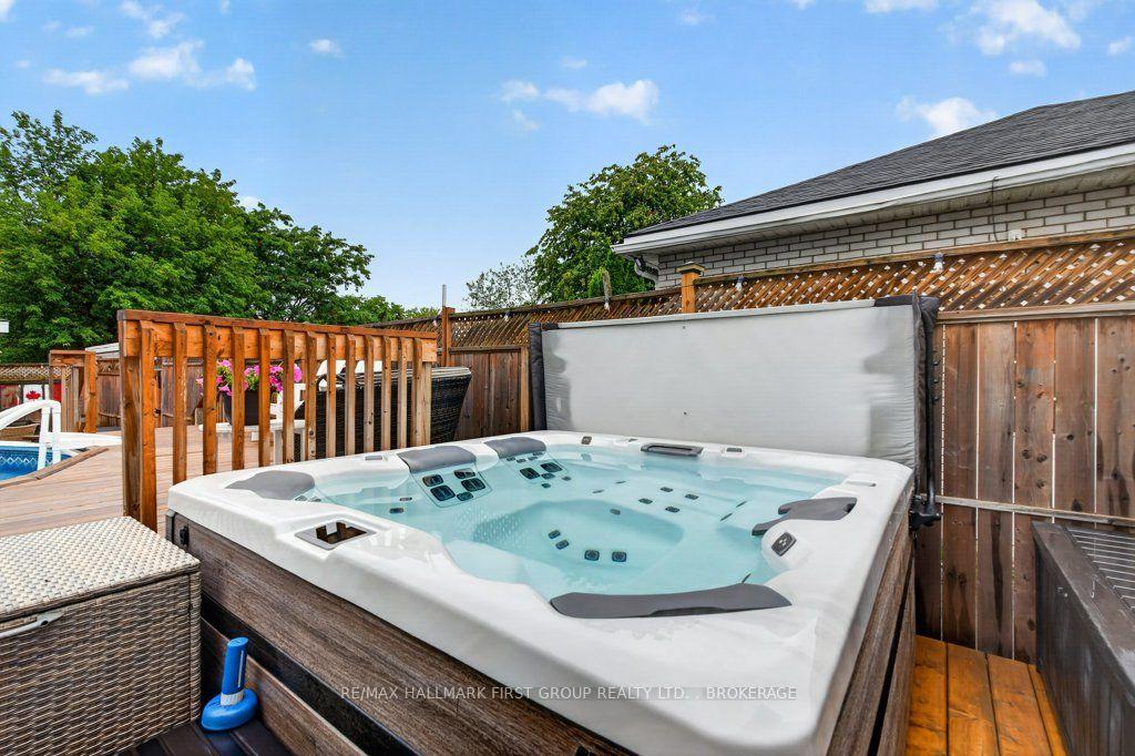 Photo 44 of 20 Drennan Street, Kingston, Rideau — HOMEH
