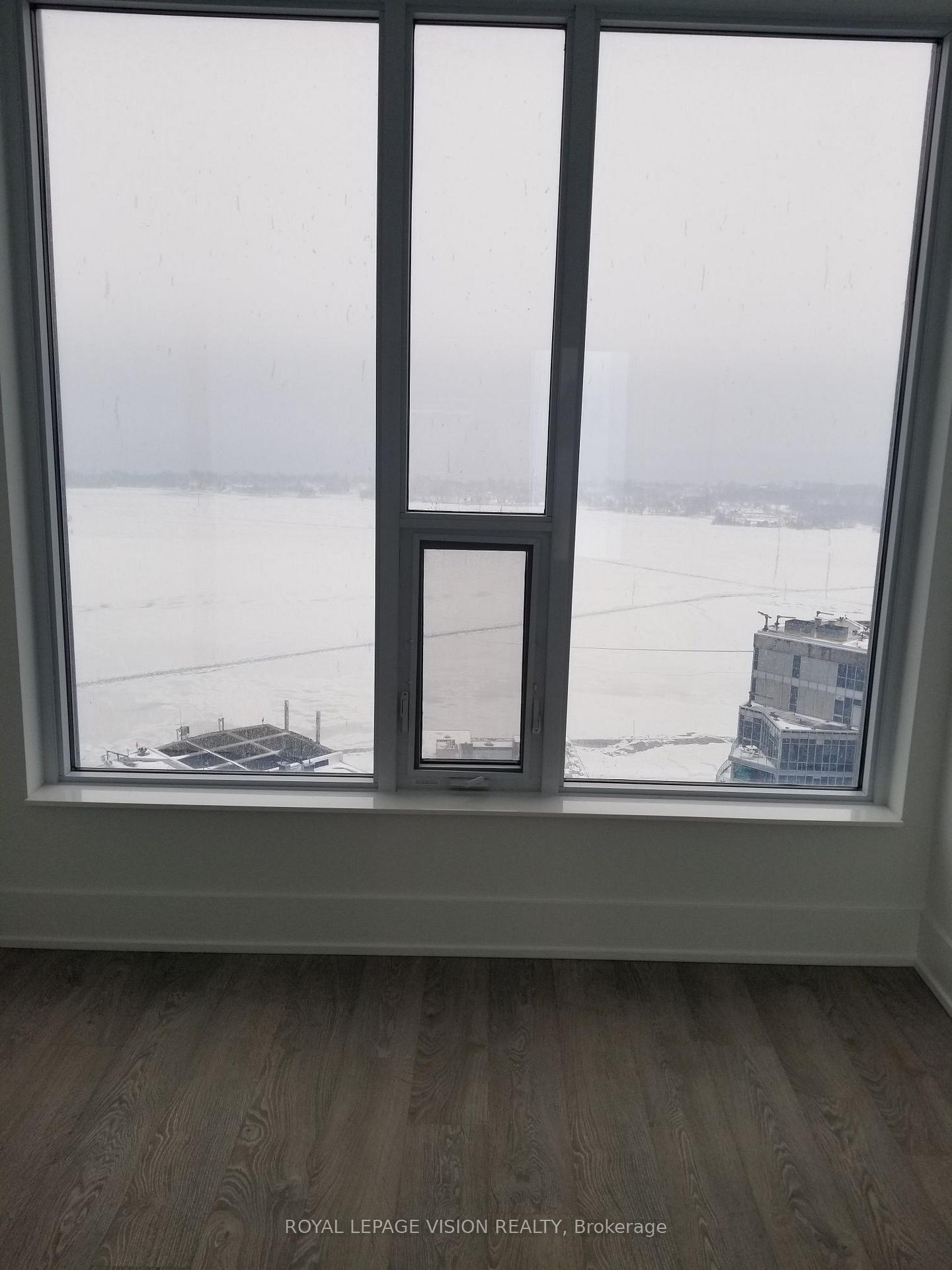 Photo 8 of Unit 4707, 10 York Street, Toronto, Waterfront Communities — HOMEH
