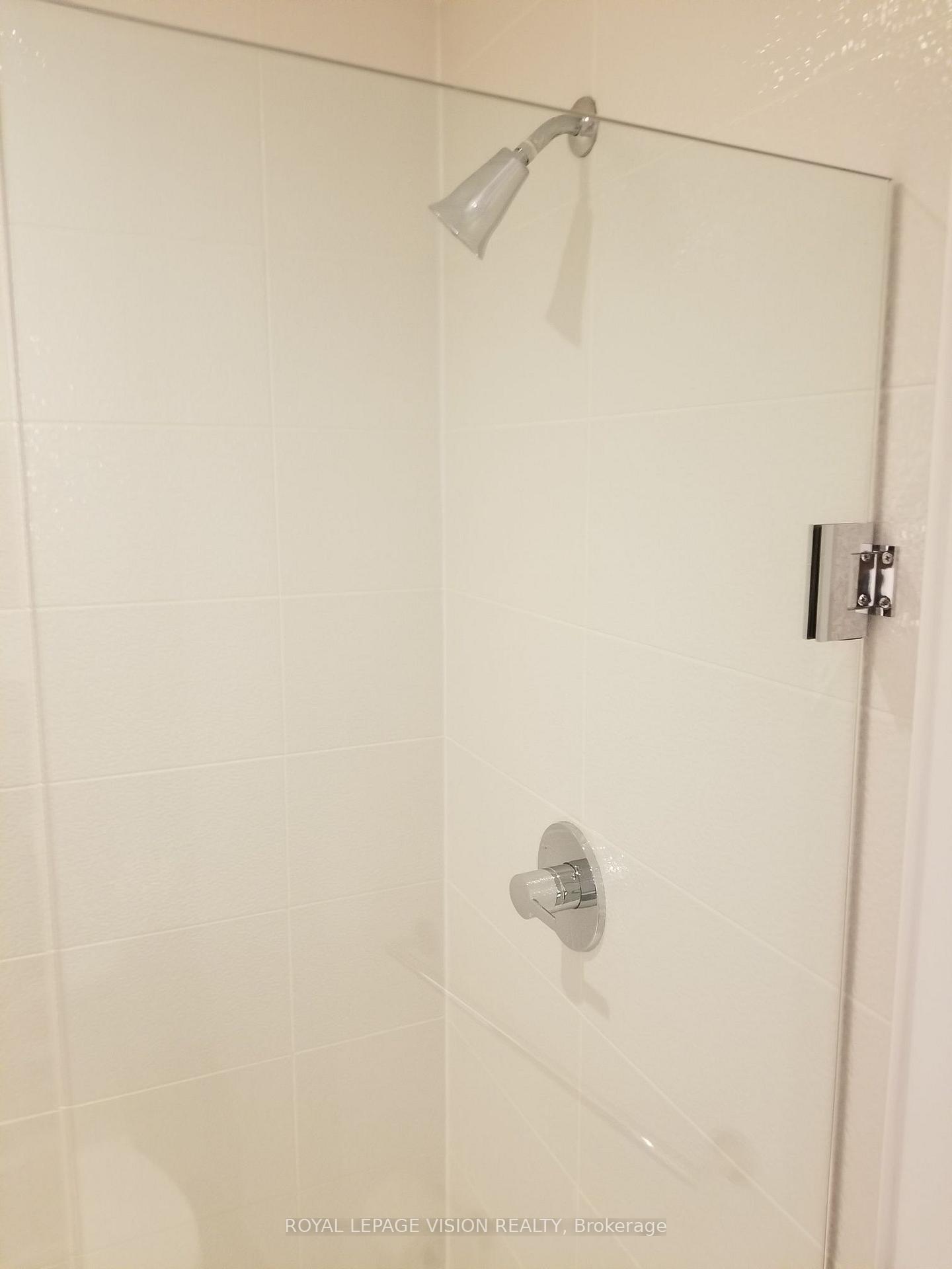 Photo 10 of Unit 4707, 10 York Street, Toronto, Waterfront Communities — HOMEH