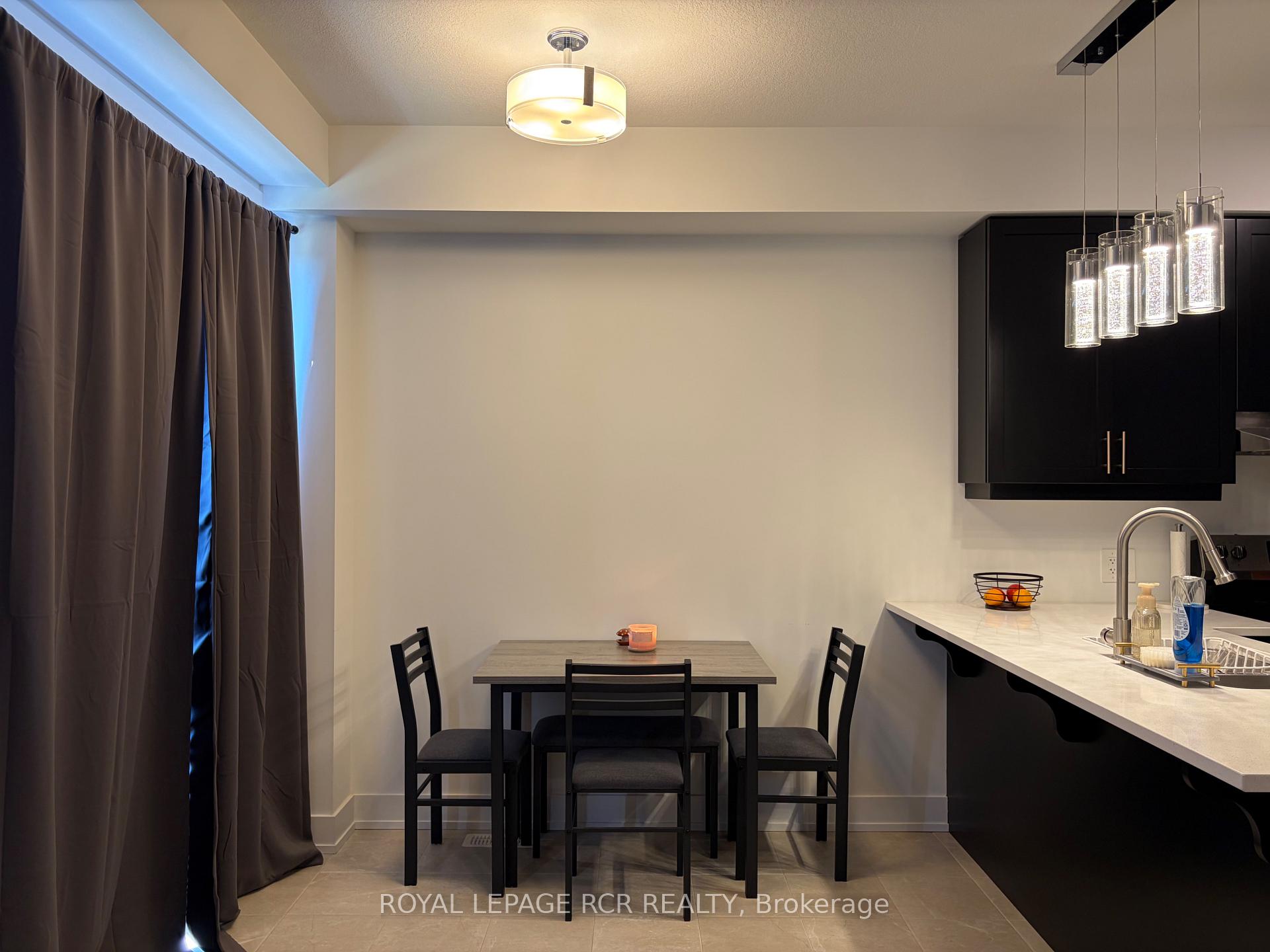 Photo 8 of Unit 24, 690 Broadway, Orangeville — HOMEH