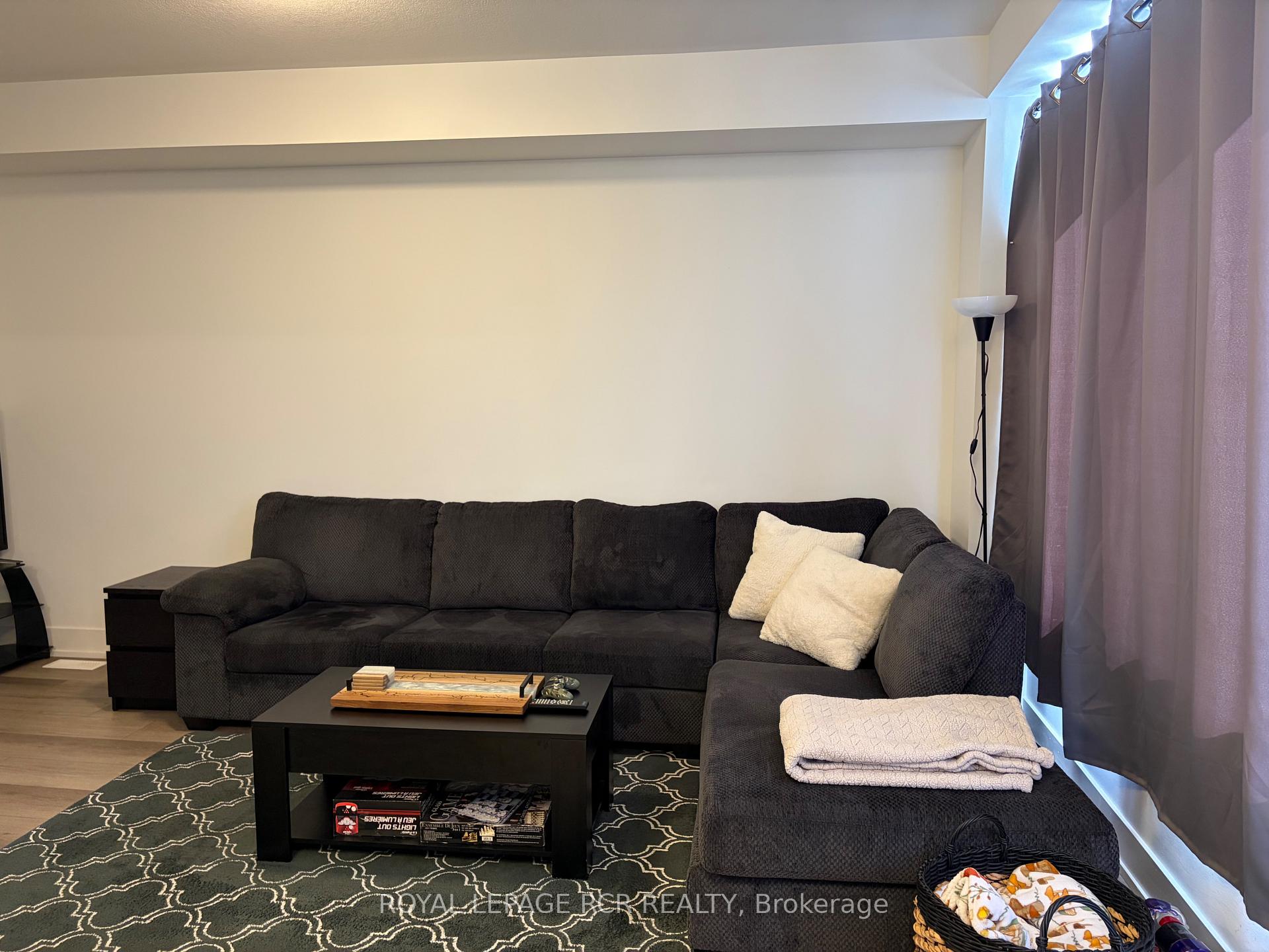 Photo 10 of Unit 24, 690 Broadway, Orangeville — HOMEH