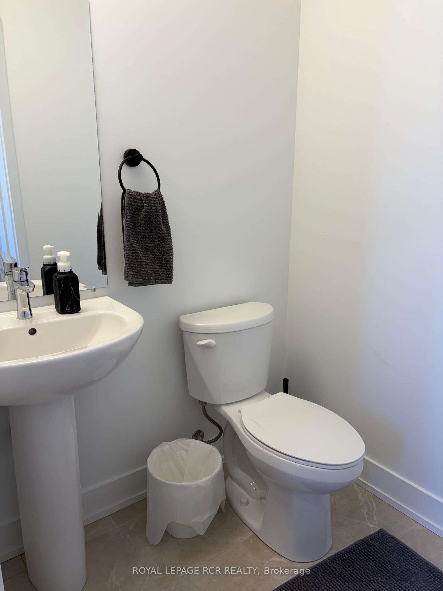 Photo 12 of Unit 24, 690 Broadway, Orangeville — HOMEH