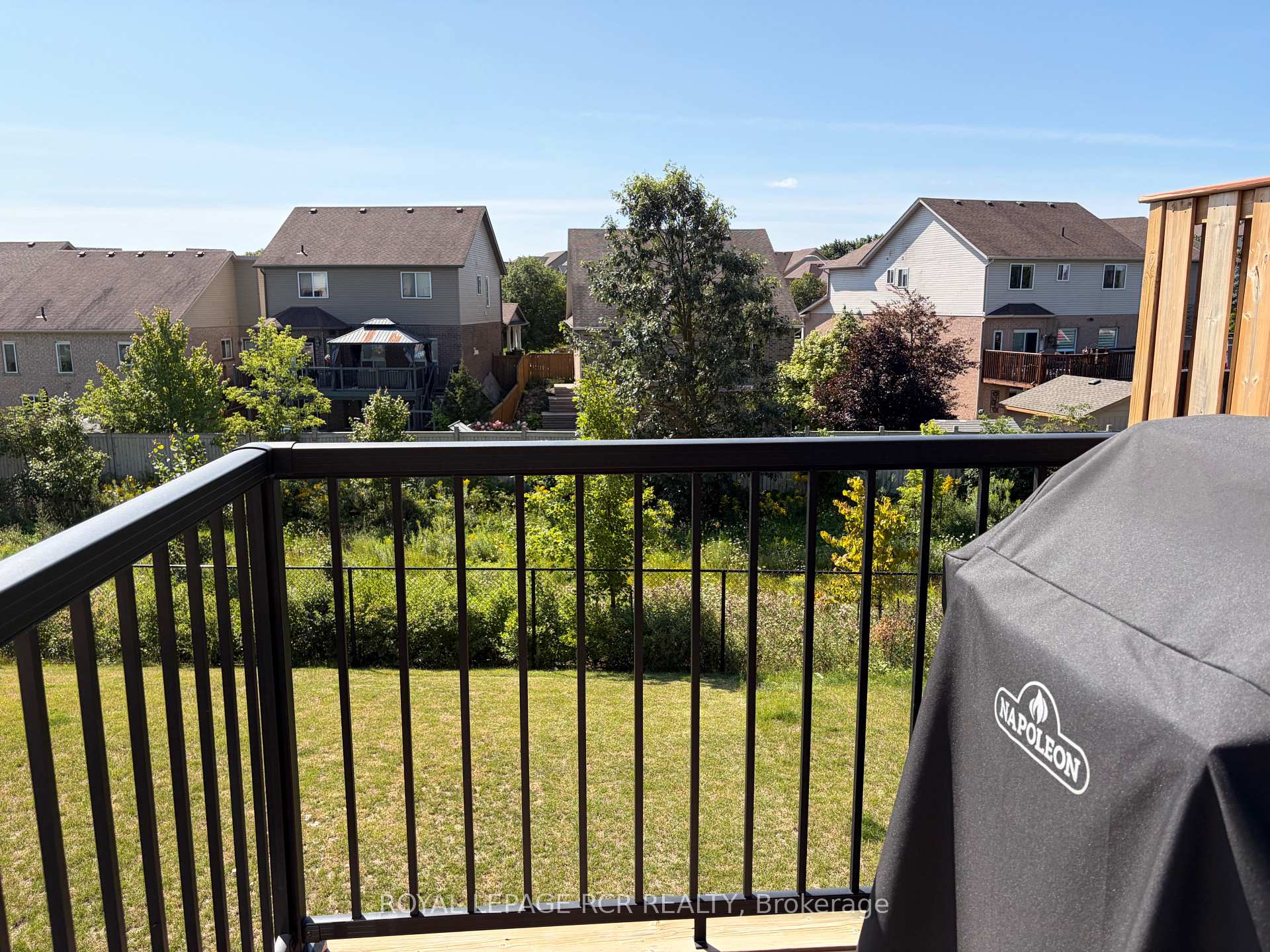 Photo 14 of Unit 24, 690 Broadway, Orangeville — HOMEH