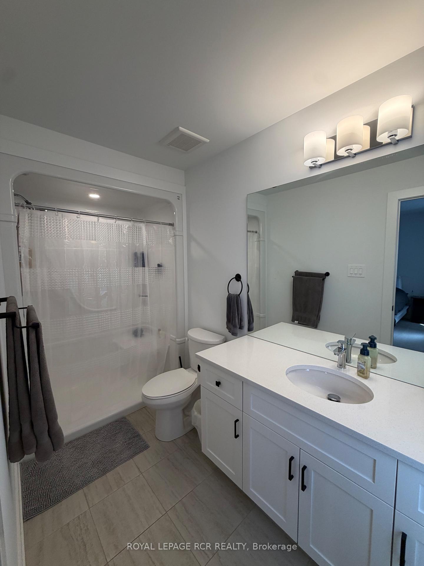 Photo 18 of Unit 24, 690 Broadway, Orangeville — HOMEH