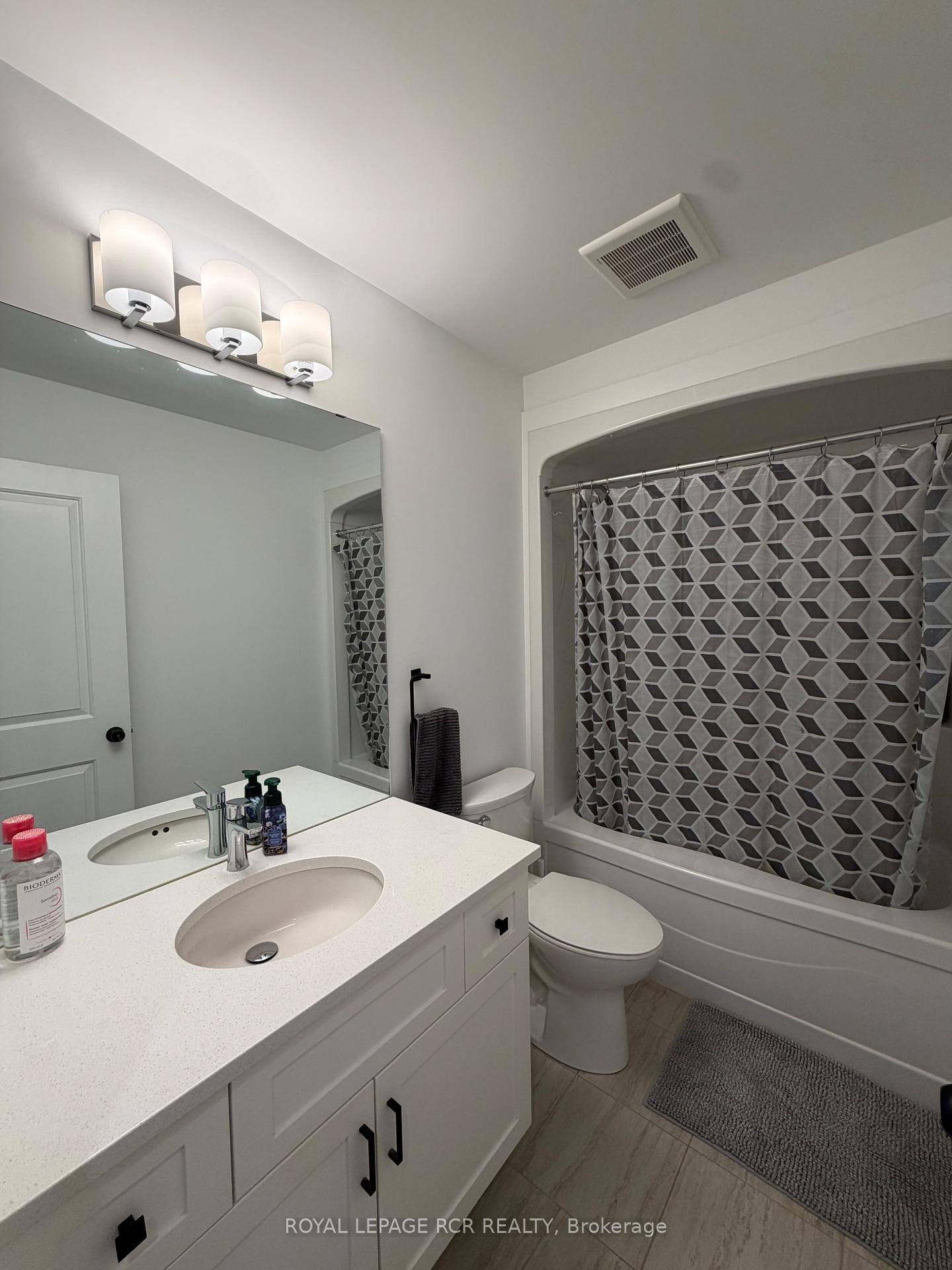 Photo 22 of Unit 24, 690 Broadway, Orangeville — HOMEH