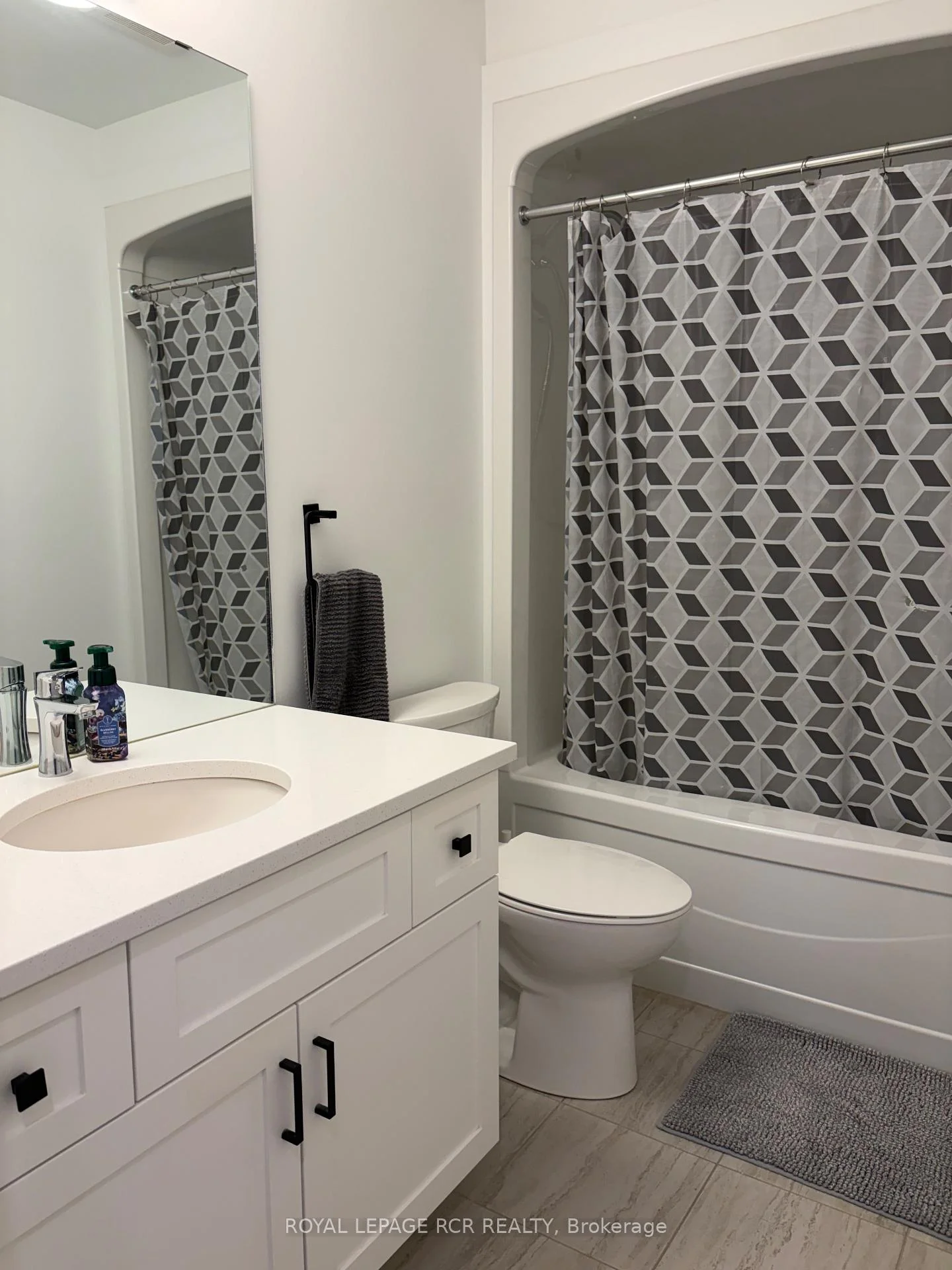 Photo 19 of Unit 24, 690 Broadway, Orangeville — HOMEH