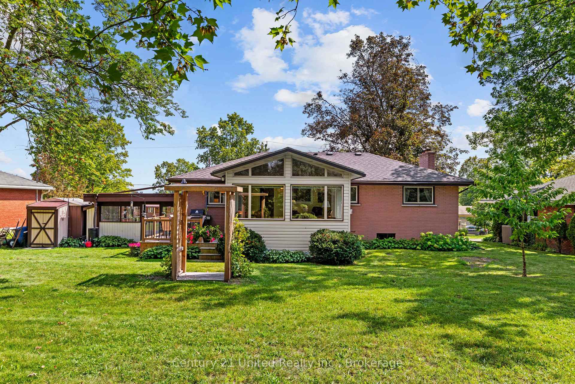 Photo 7 of 122 Earlwood Drive, Peterborough, Monaghan Ward 2 — HOMEH
