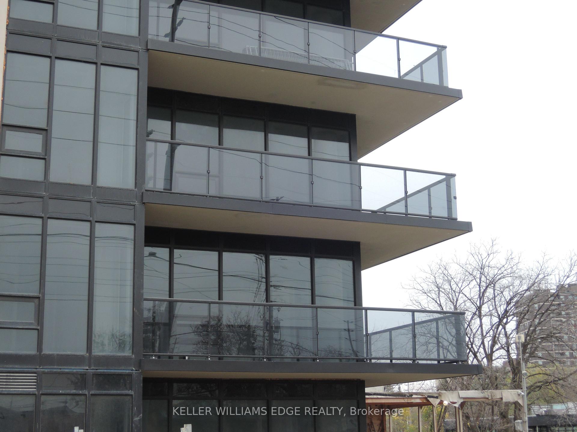 Photo 3 of Unit 208, 1035 Southdown Road, Mississauga, Clarkson — HOMEH