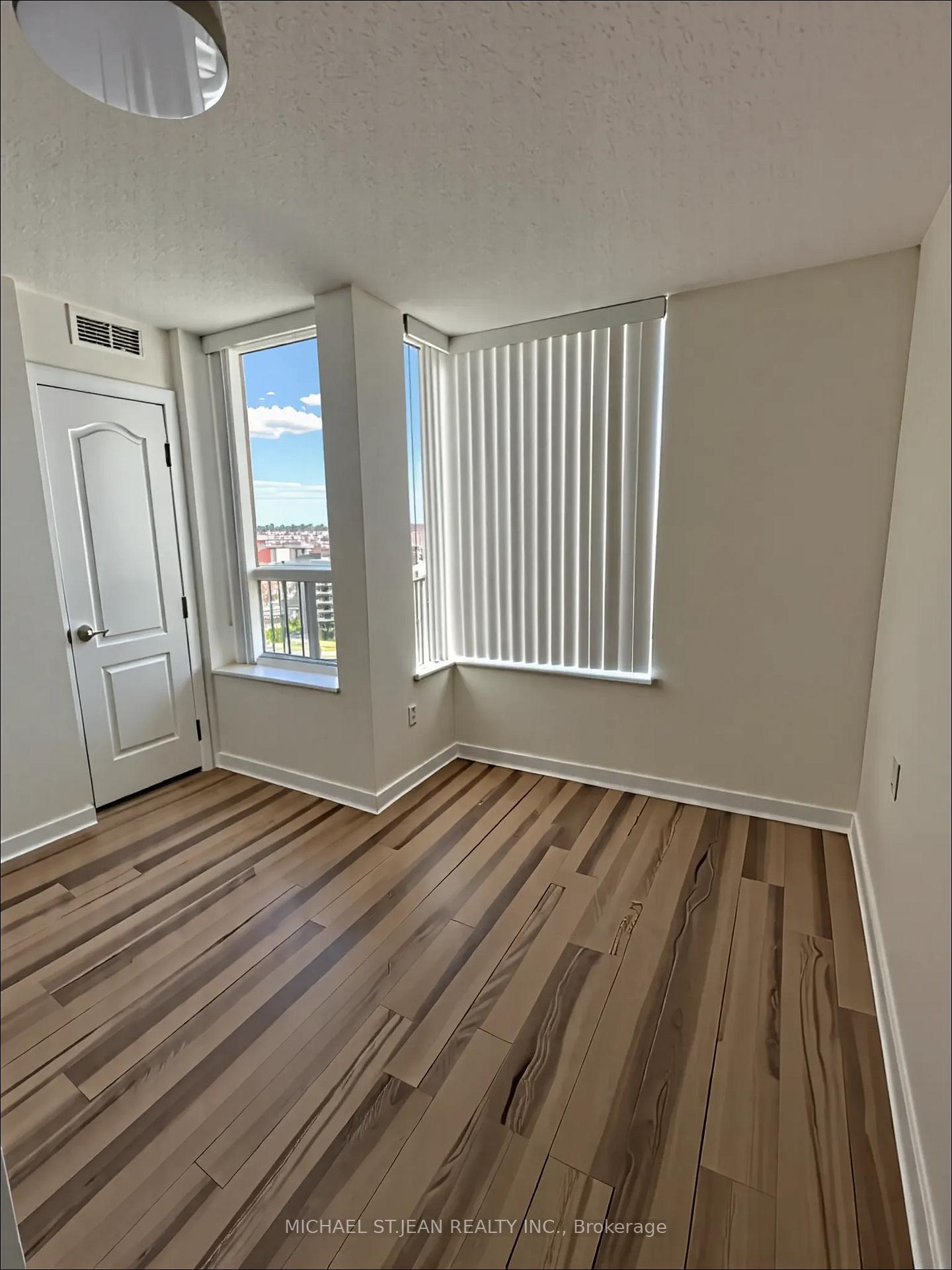 Photo 7 of Unit 707, 4640 Kimbermount Avenue, Mississauga, Central Erin Mills — HOMEH