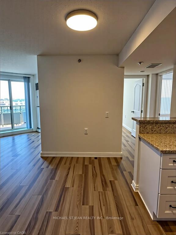 Photo 6 of Unit 707, 4640 Kimbermount Avenue, Mississauga, Central Erin Mills — HOMEH