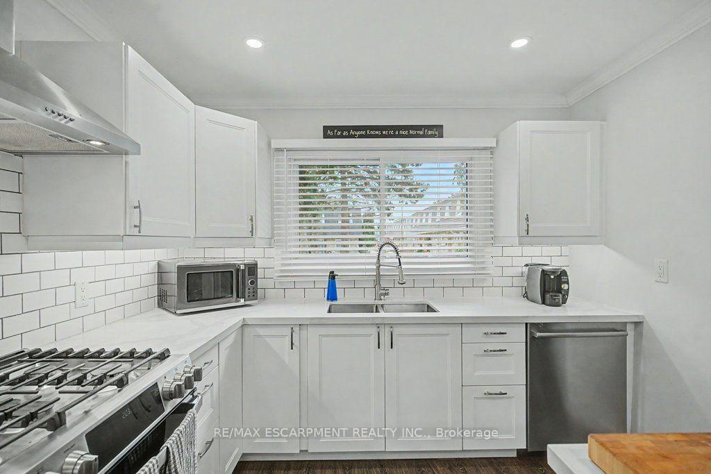 Photo 14 of Unit 164, 2050 Upper Middle Road, Burlington, Brant Hills — HOMEH