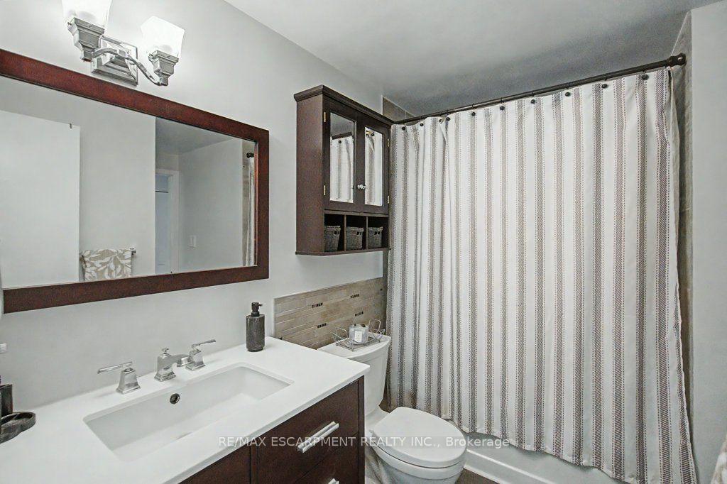 Photo 25 of Unit 164, 2050 Upper Middle Road, Burlington, Brant Hills — HOMEH