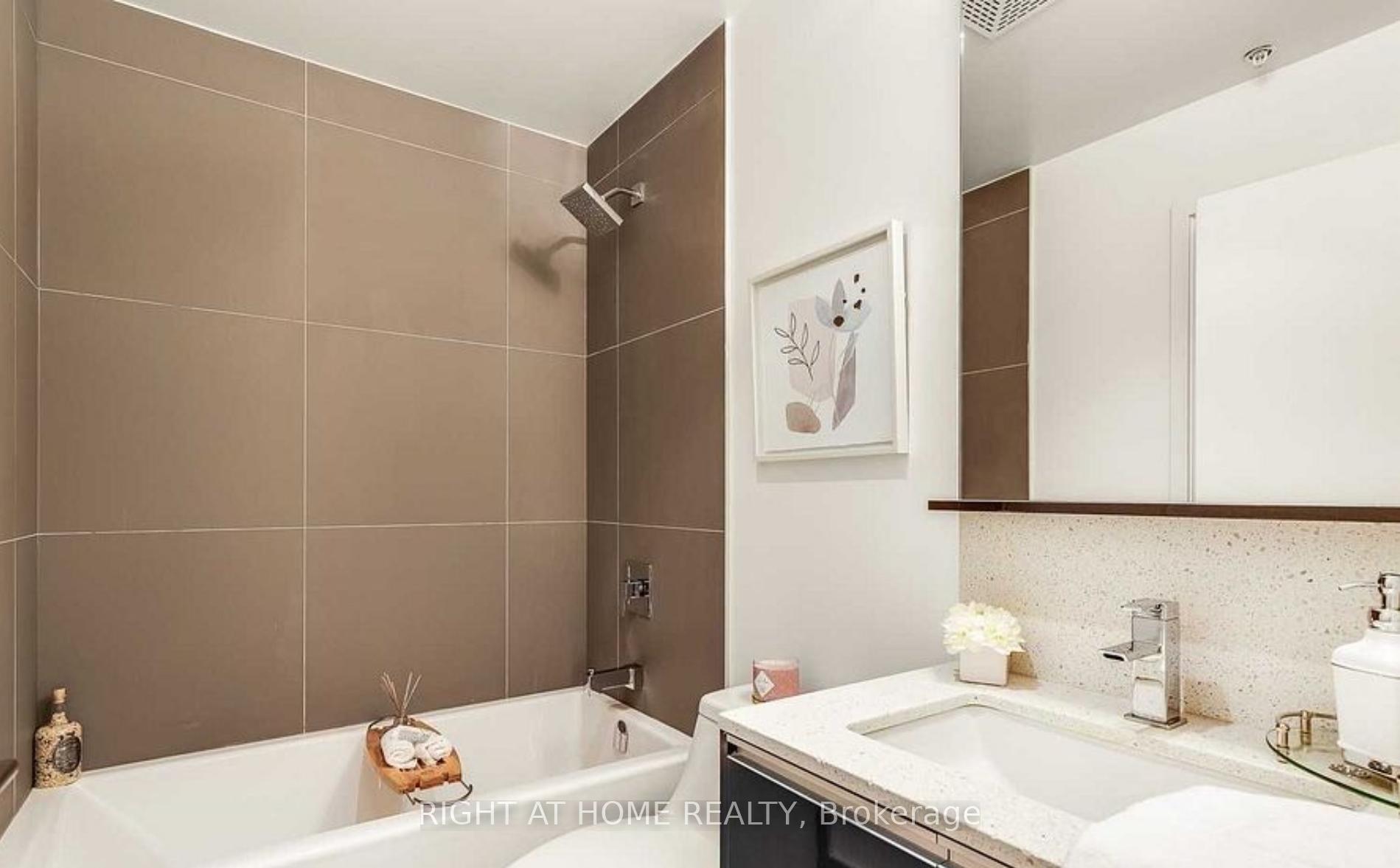 Photo 6 of Unit 613, 20 Gladstone Avenue, Toronto, Little Portugal — HOMEH