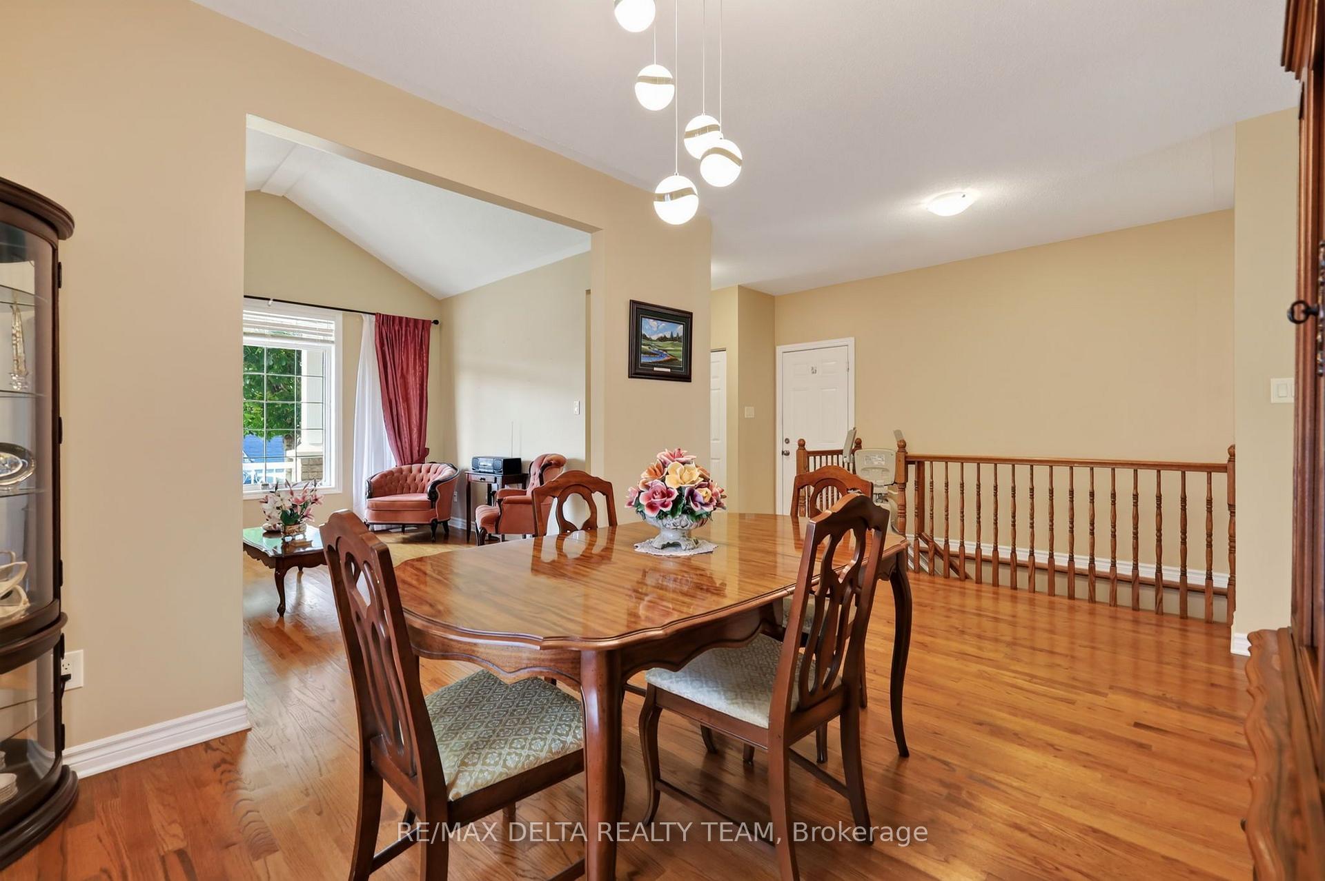 Photo 10 of 175 Felicity Crescent, Ottawa, Mer Bleue/Bradley Estates/Anderson Park — HOMEH