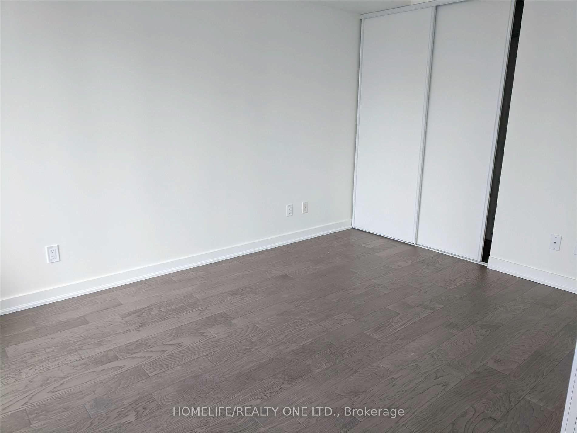 Photo 5 of Unit 2058, 33 Charles Street E, Toronto, Church-Yonge Corridor — HOMEH