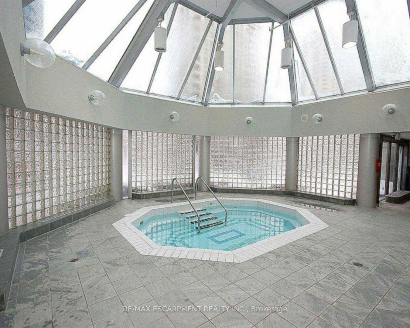 Photo 19 of Unit 802, 325 Webb Drive, Mississauga, City Centre — HOMEH