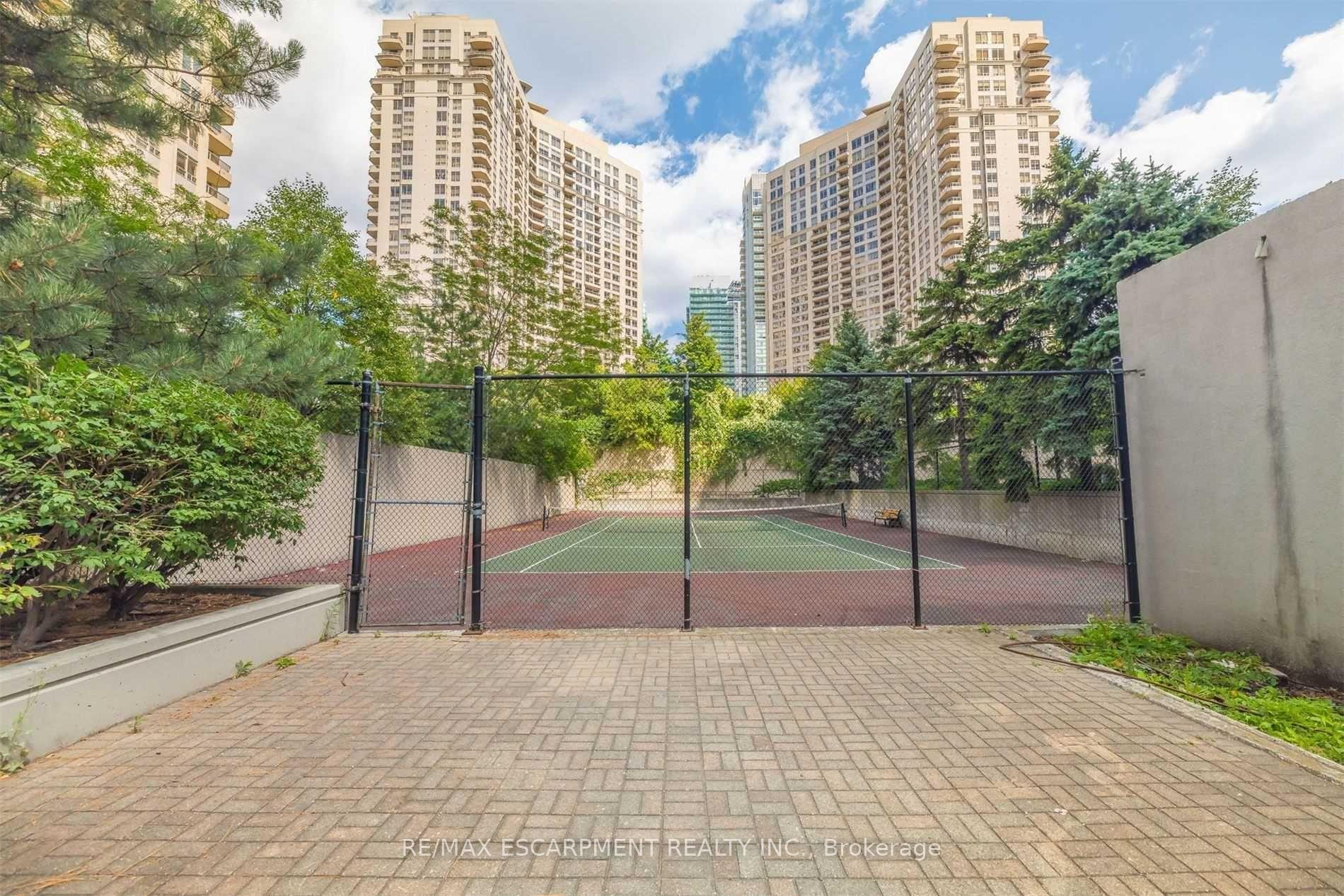 Photo 25 of Unit 802, 325 Webb Drive, Mississauga, City Centre — HOMEH