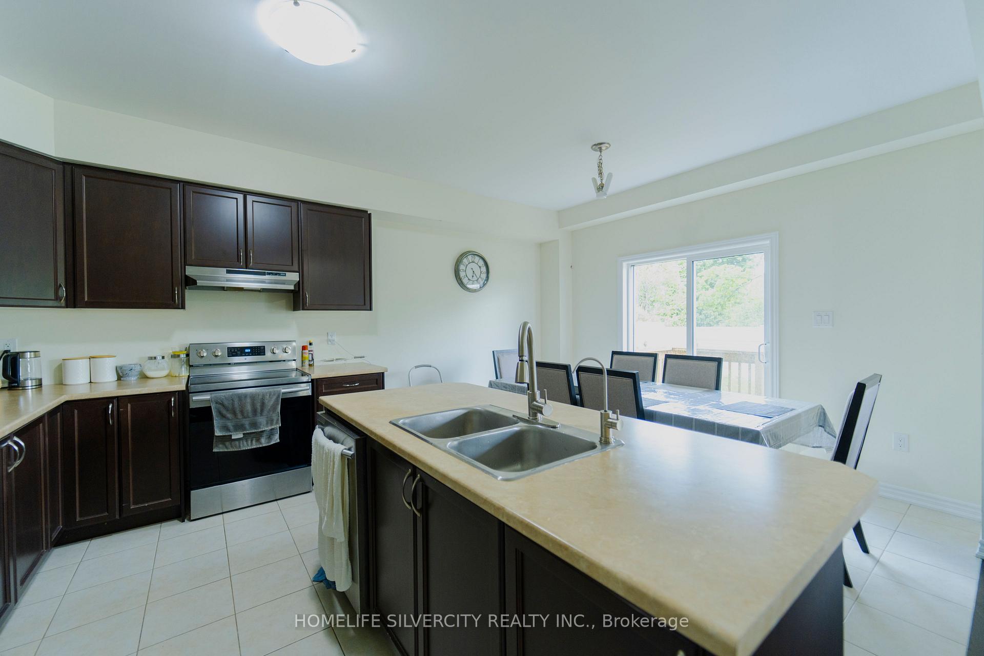 Photo 4 of 163 Bilanski Farm Road, Brantford, Echo Place — HOMEH